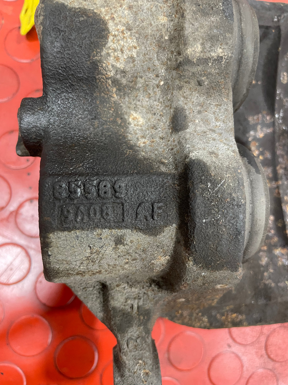 Volkswagen Crafter 2 POT PISTON BRAKE CALIPER Front Passenger's Side 2019 P/N 9A08 / 65589AF