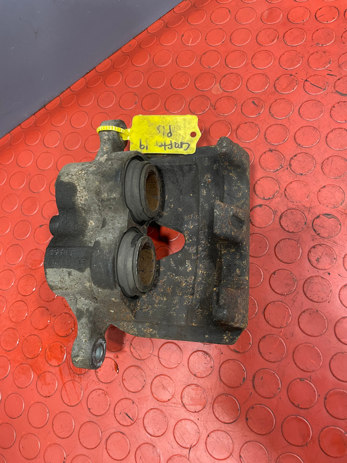 Volkswagen Crafter 2 POT PISTON BRAKE CALIPER Front Passenger's Side 2019 P/N 9A08 / 65589AF
