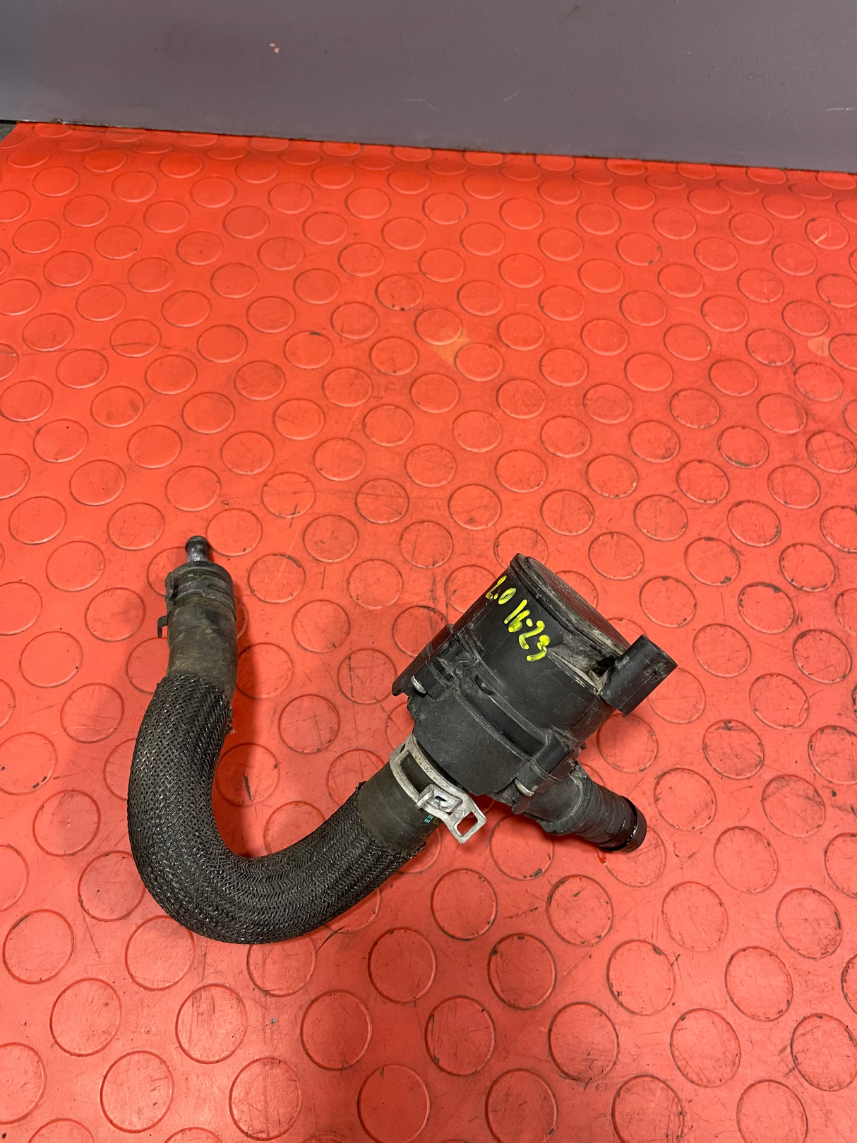 Ford Transit AUXILIARY COOLANT PUMP/WATER PUMP 2.0 MK8 2016-2023 P/N KK2118D473BE