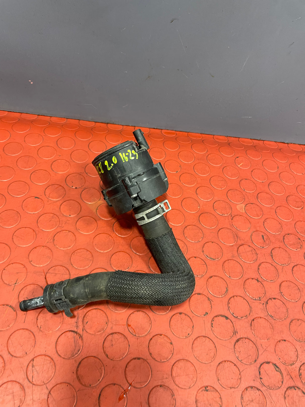 Ford Transit AUXILIARY COOLANT PUMP/WATER PUMP 2.0 MK8 2016-2023 P/N KK2118D473BE
