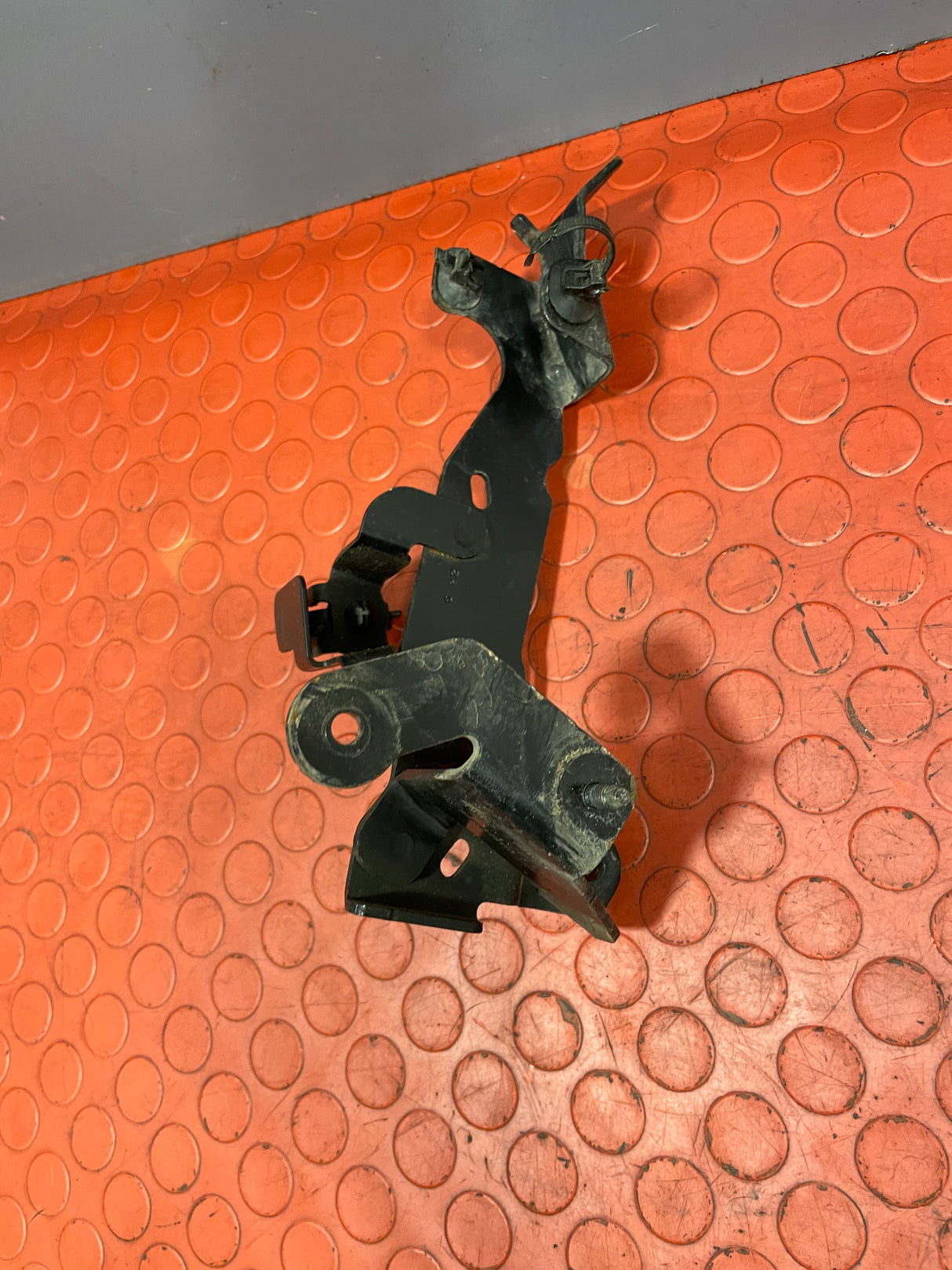 Renault Trafic ENGINE SUPPORT MOUNT BRACKET 2.0 2022 P/N 226760614R