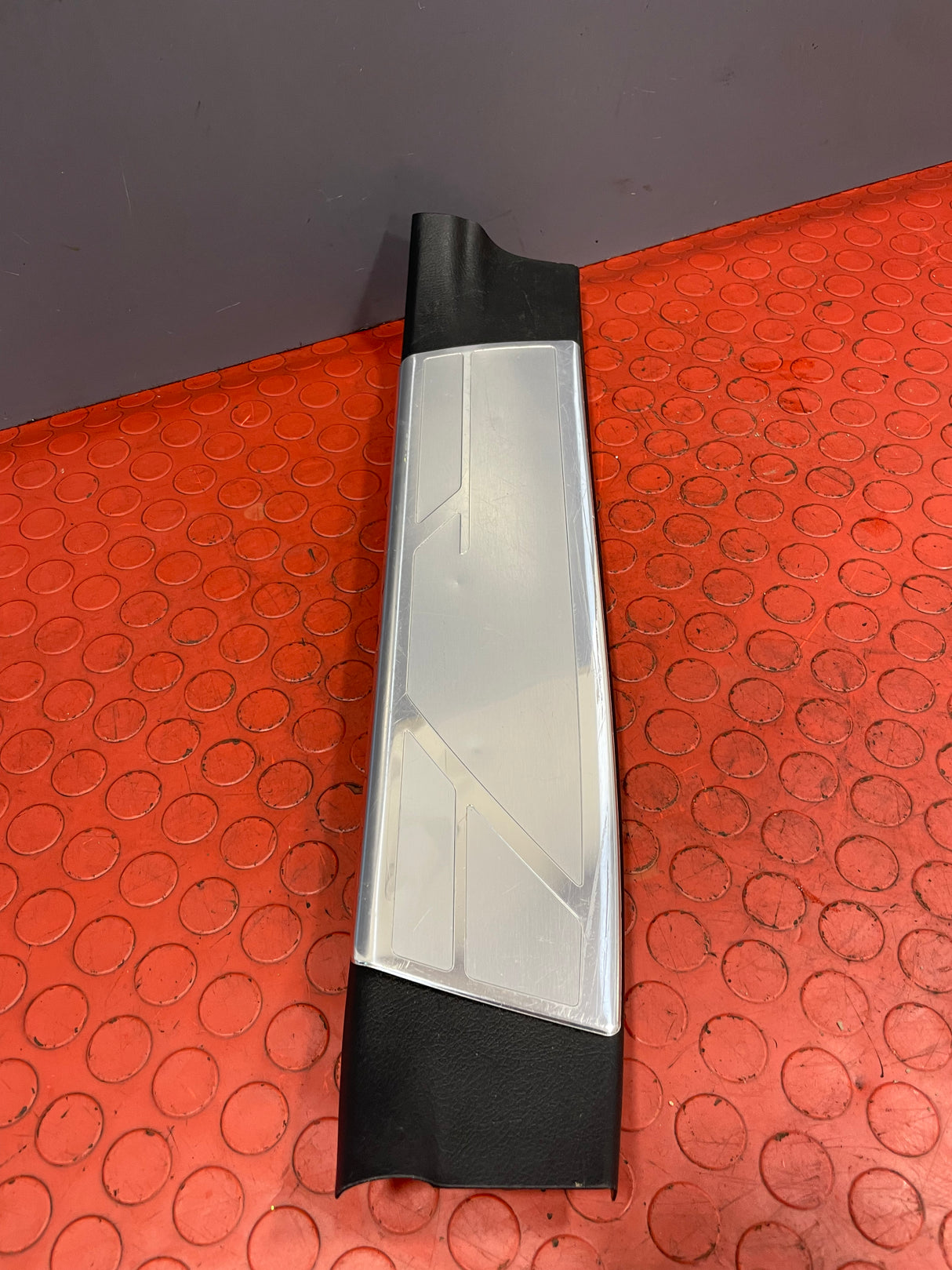 Toyota Hilux Invincible INNER CHROME THRESHOLD DOOR SILL TRIM Passenger's Side 2016-2023 P/N 67918KK010