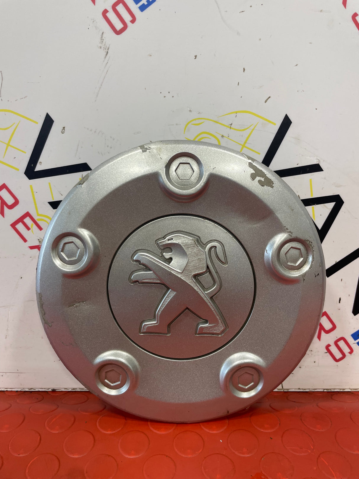 Peugeot Expert STEEL WHEEL CENTER HUB CAP COVER 2010-2016 P/N 9677413577-12
