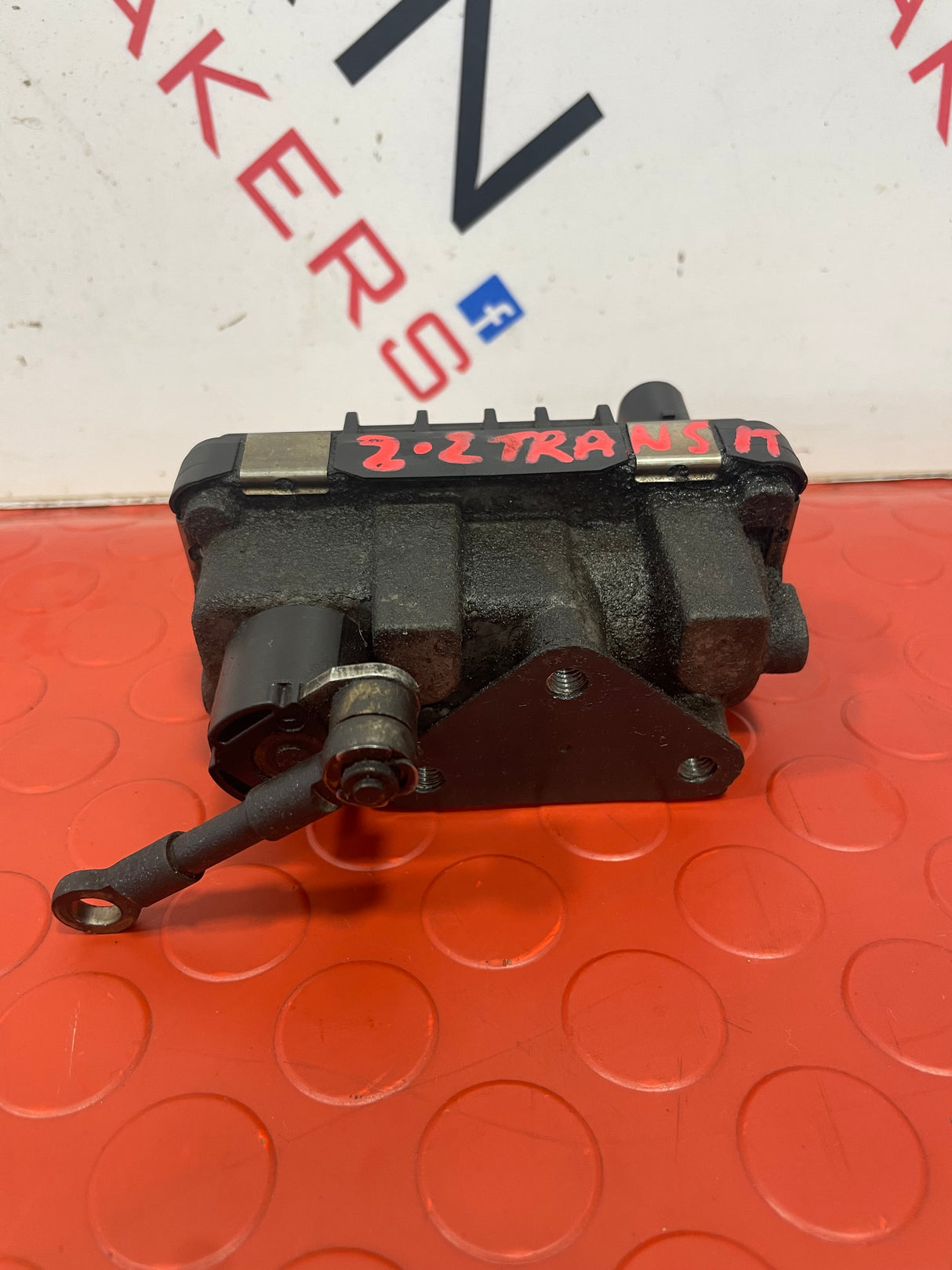 Ford Transit ELECTRONIC TURBOCHARGER ACTUATOR 2.2 (G-88 / 09103 L2) TDCI P/N 6NW009550