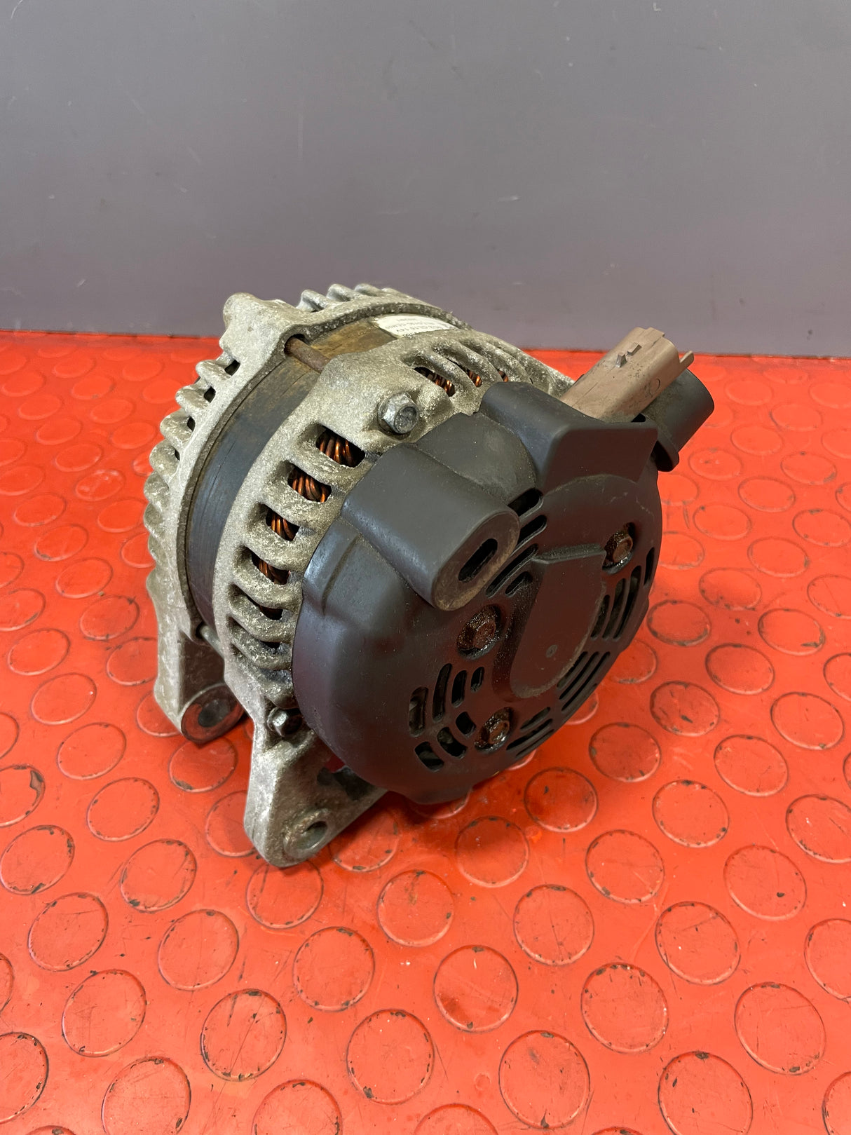 Citroen Berlingo/Dispatch /Peugeot Partner/Vauxhall Combo/Toyota Proace City ALTERNATOR 1.5 2016-2024 P/N 9820893880 - 1