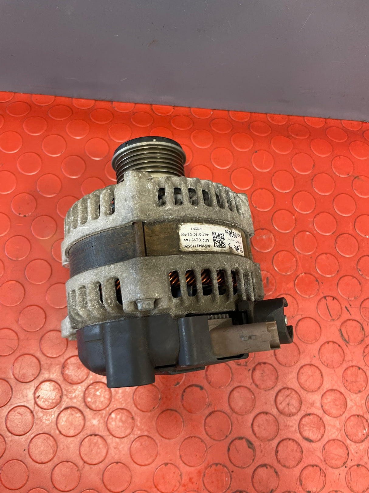 Citroen Berlingo/Dispatch /Peugeot Partner/Vauxhall Combo/Toyota Proace City ALTERNATOR 1.5 2016-2024 P/N 9820893880 - 1