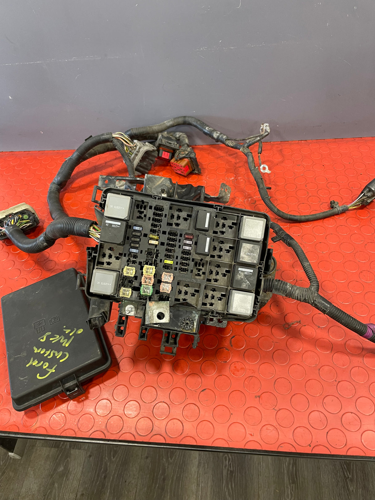 Ford Transit Custom UNDER BONNET FUSE WIRING LOOM / FUSE BOX Mk8 2013-2016 P/N BK2T9K499ABB