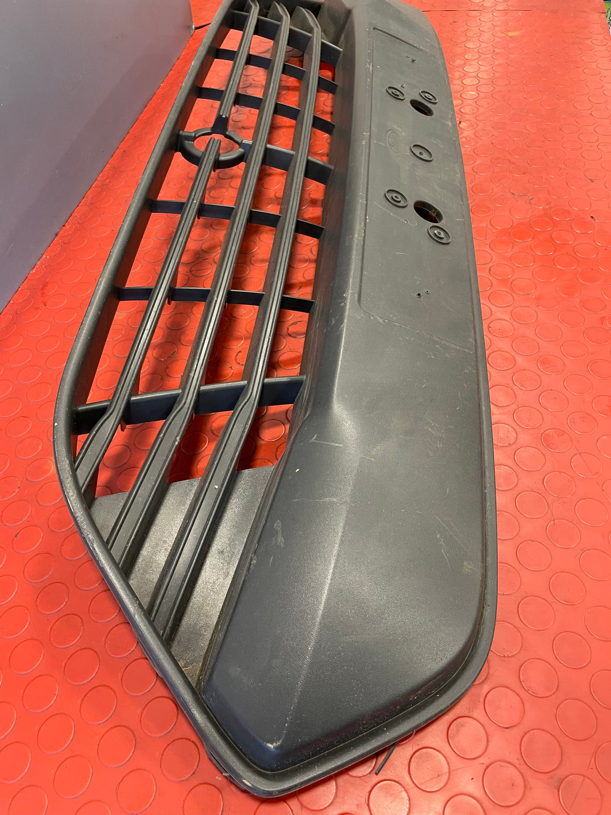 Ford Transit Custom MIDDLE GRILL 2013-2018 P/N BK2117B968ABW