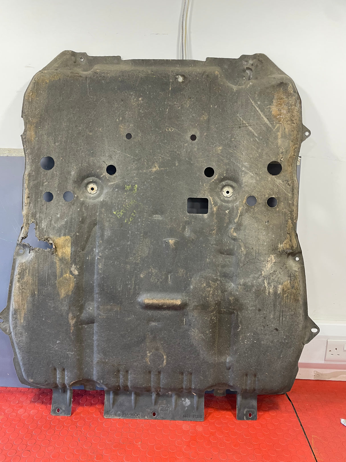 Citroen Berlingo/Peugeot Partner/Vauxhall combo/Toyota Proace City UNDER SUMP GAURD TRAY 1.5 2019-2024 TRAY P/N9828797280