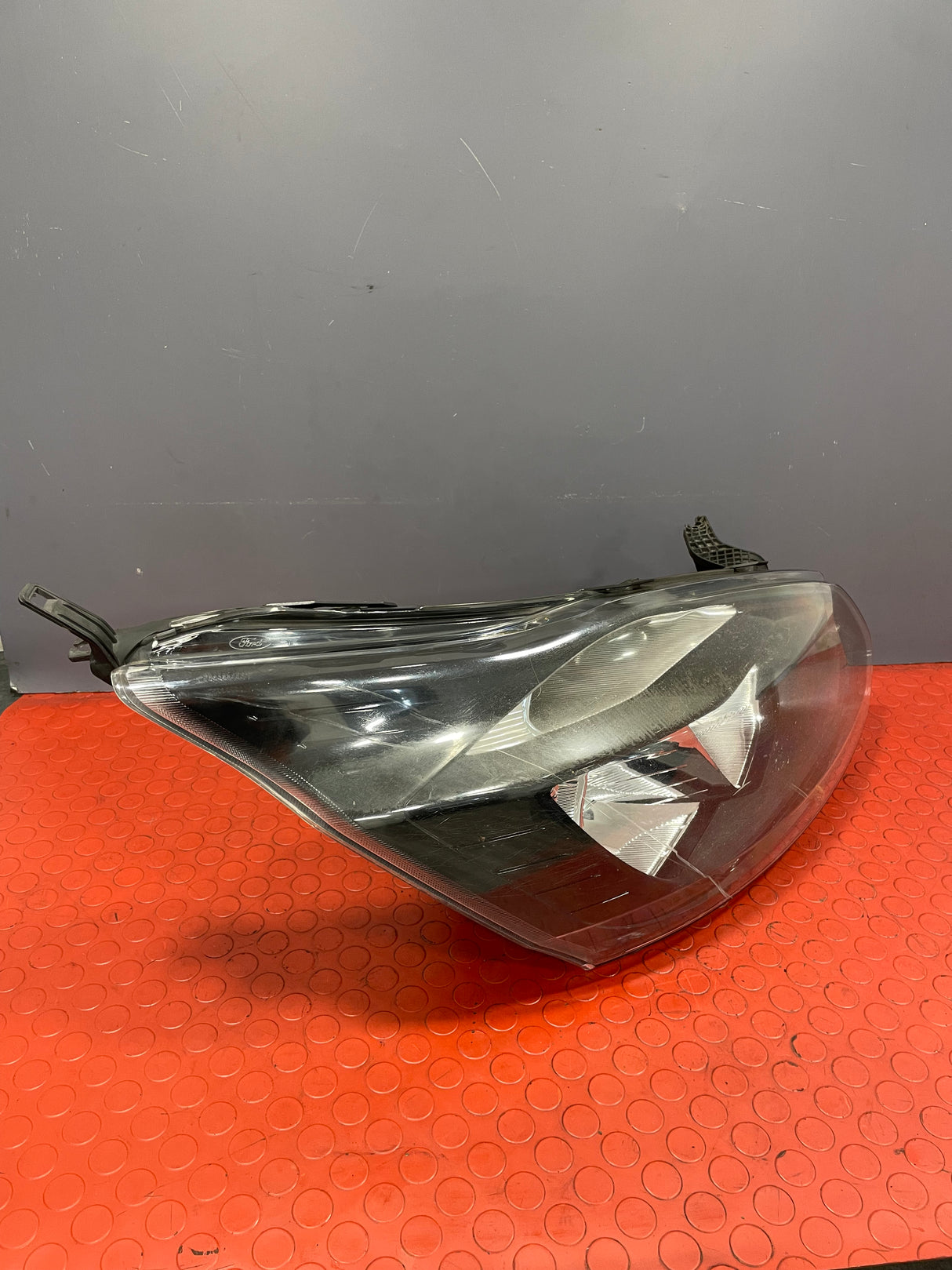 Ford Transit Custom HEADLIGHT ASSEMBLY Driver's Side Black Interior 2013-2016 P/N BK2113W029AG