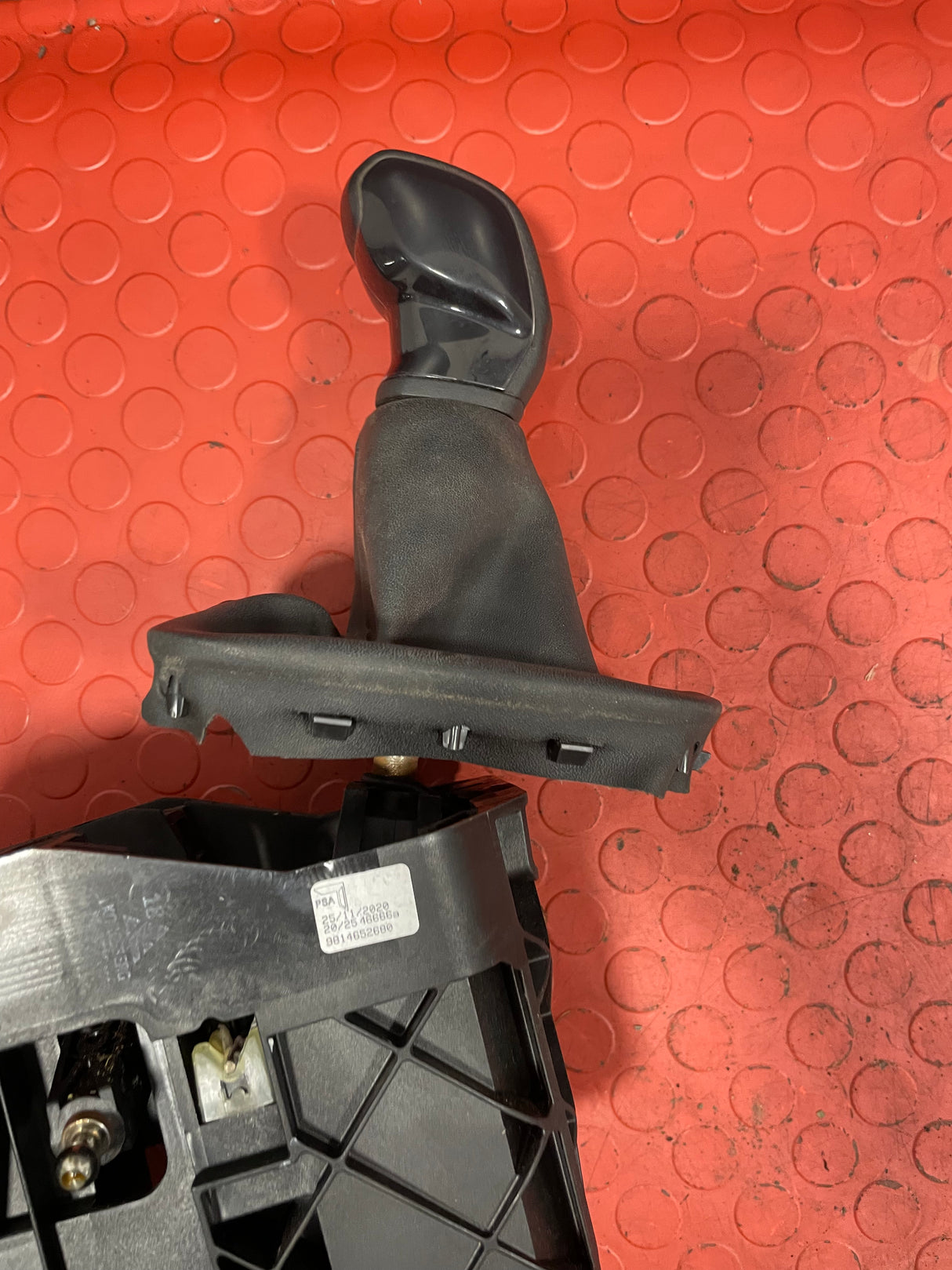 Vauxhall Vivaro/Citroen Dispatch/Peugeot Expert/Toyota Proace/Fiat Scudo GEAR SELECTOR 2019-2024 P/N 9814652680