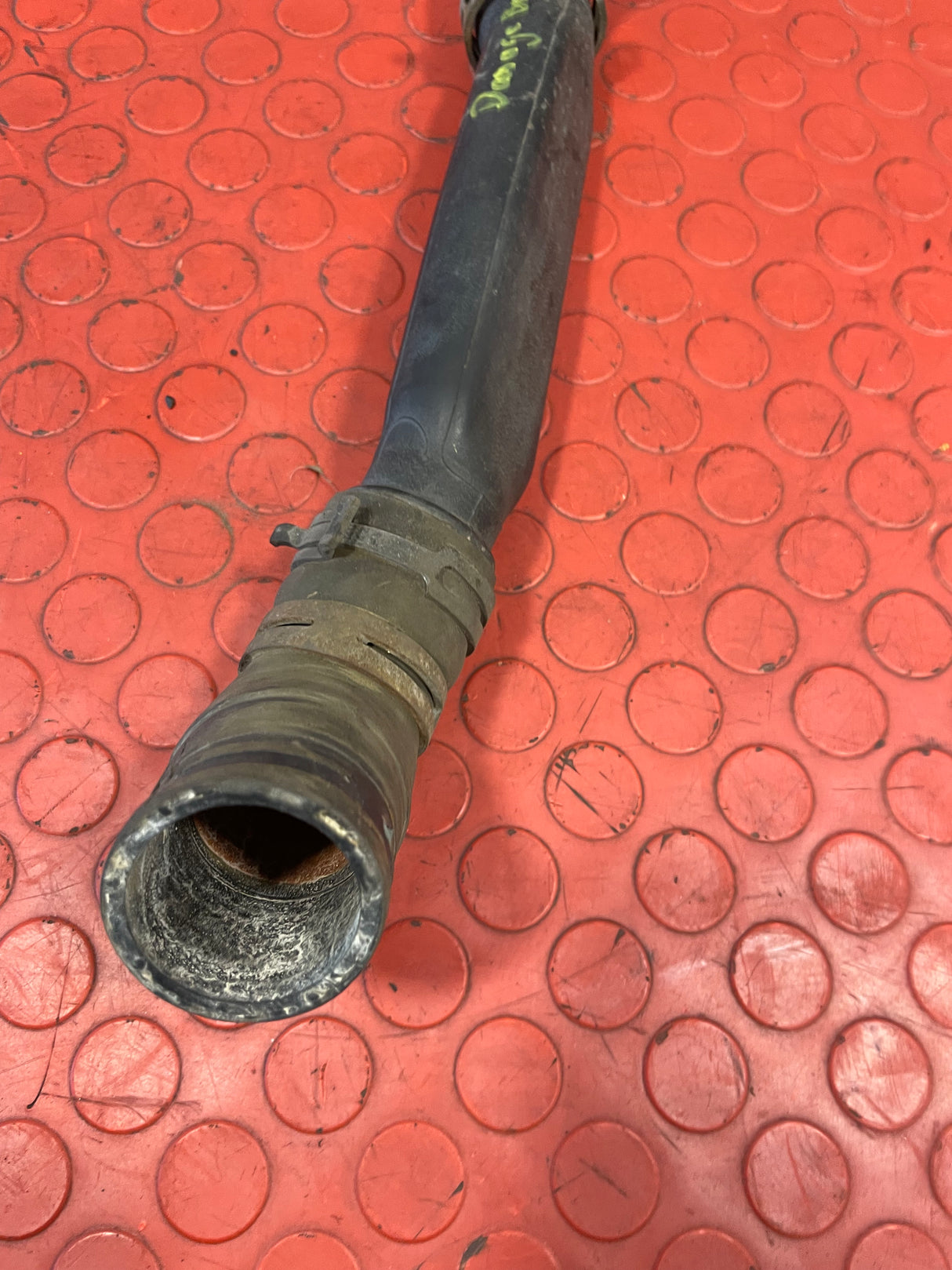 Ford Transit RADIATOR LOWER HOSE RUBBER & PLASTIC PIPE MK8 (Broken Screw Bracket) P/N GK218D033BD