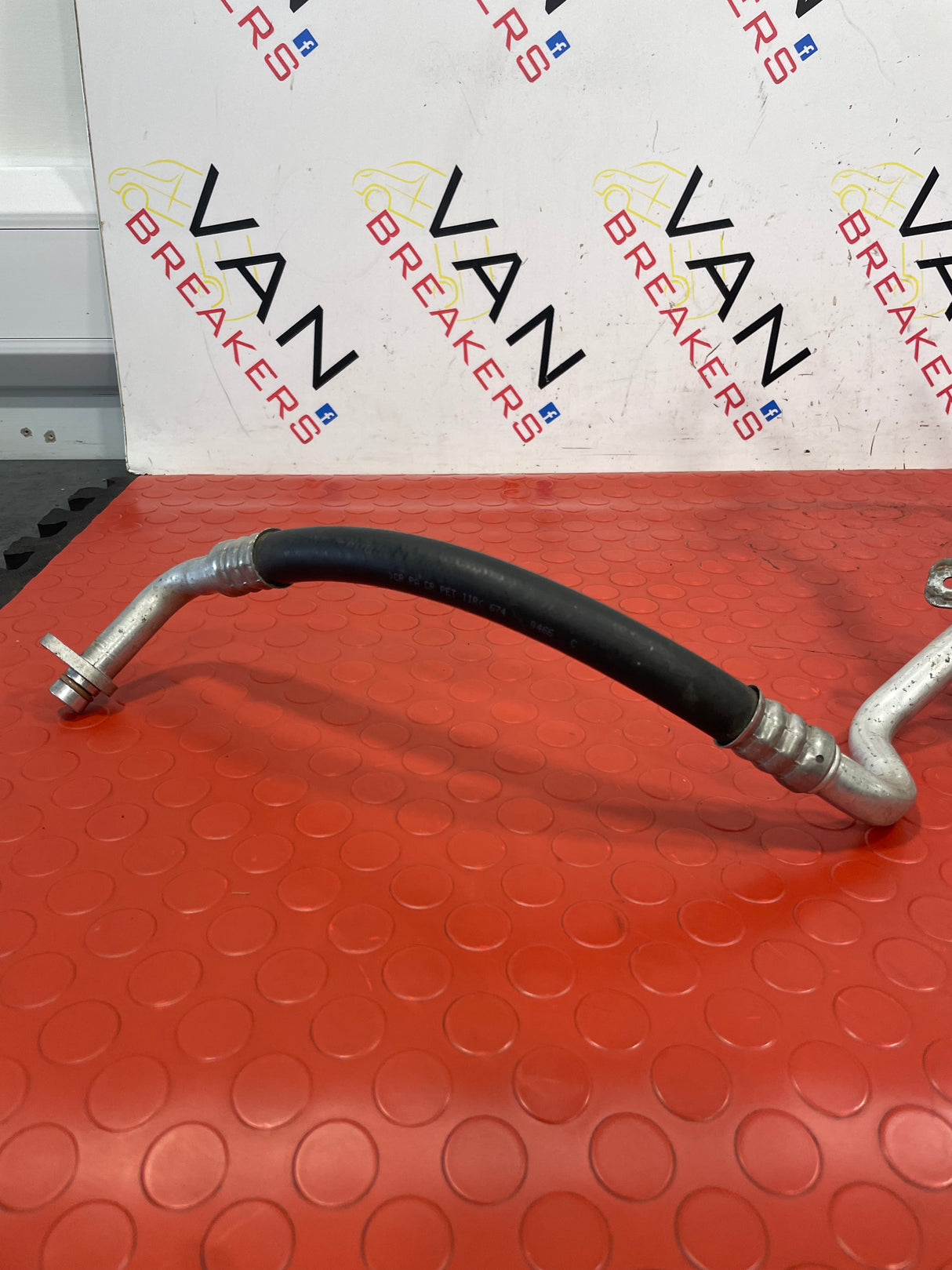 Vauxhall Vivaro AIR CONDITIONING PIPE 2015-2019 1.6D P/N 924804190R