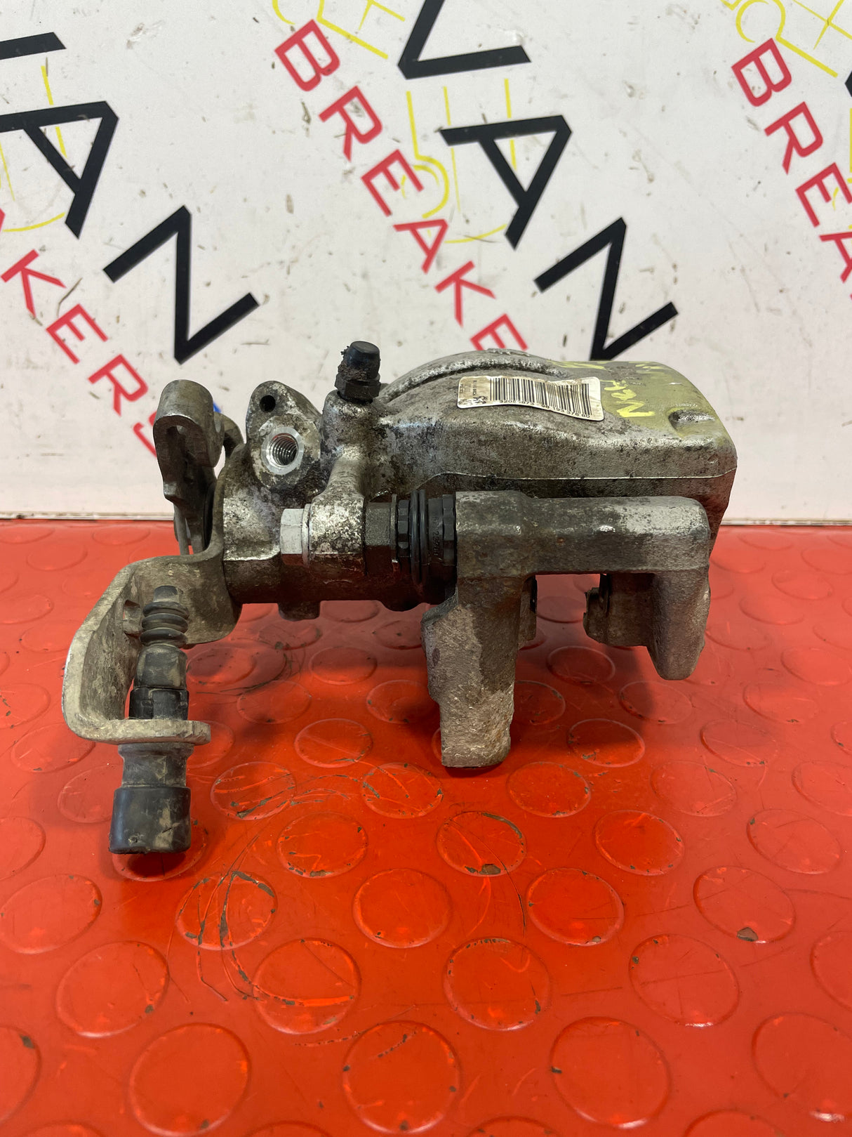 Citroen Berlingo/Peugeot Partner/Vauxhall Combo/Toyota Proace City REAR LEFT BRAKE CALIPER N/S PASSENGER 2018 - ON P/N 9819337680