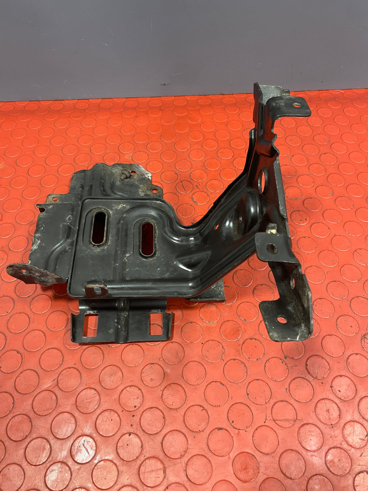 Ford Transit Custom Mk8 UNDER BONNET FUSE BOX BRACKET 2014-2023 P/N JK21V020C74BB