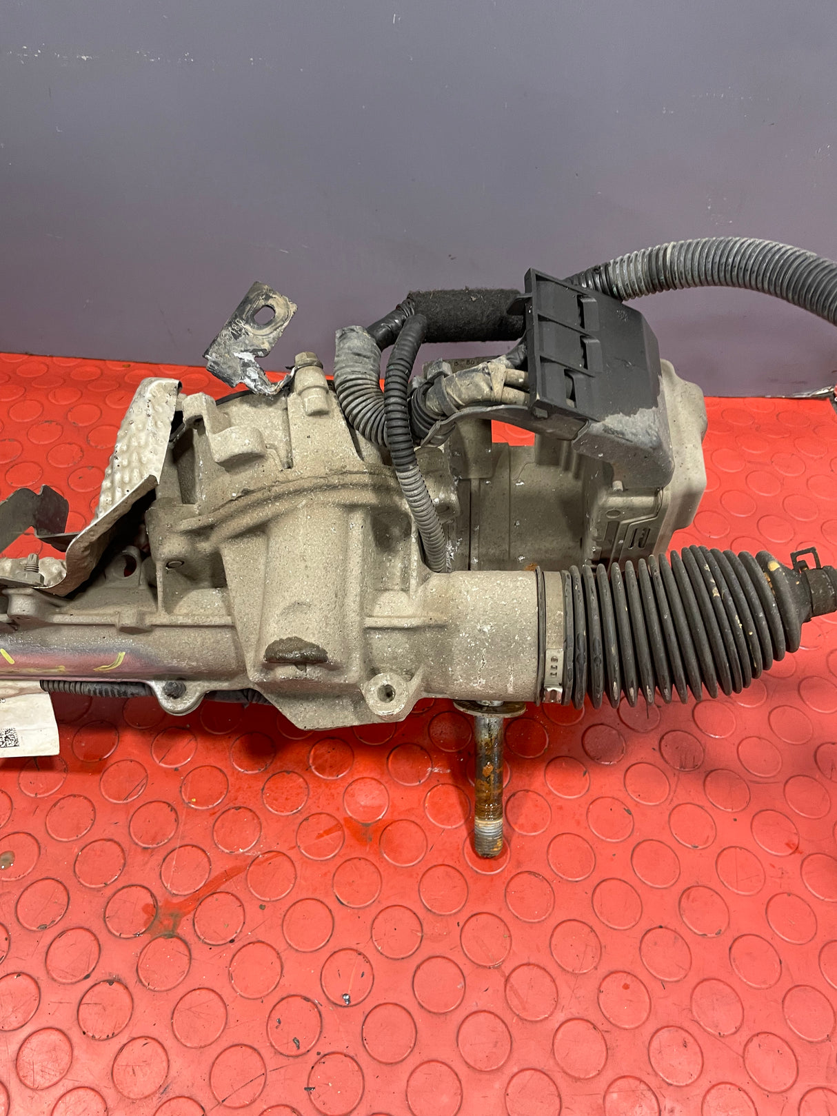 Citroen Berlingo/Peugeot Partner/Vauxhall Combo/Toyota Proace City COMPLETE POWER STEERING RACK 1.5 2019-2024 P/N 9824390580 - 1 / 6820000302