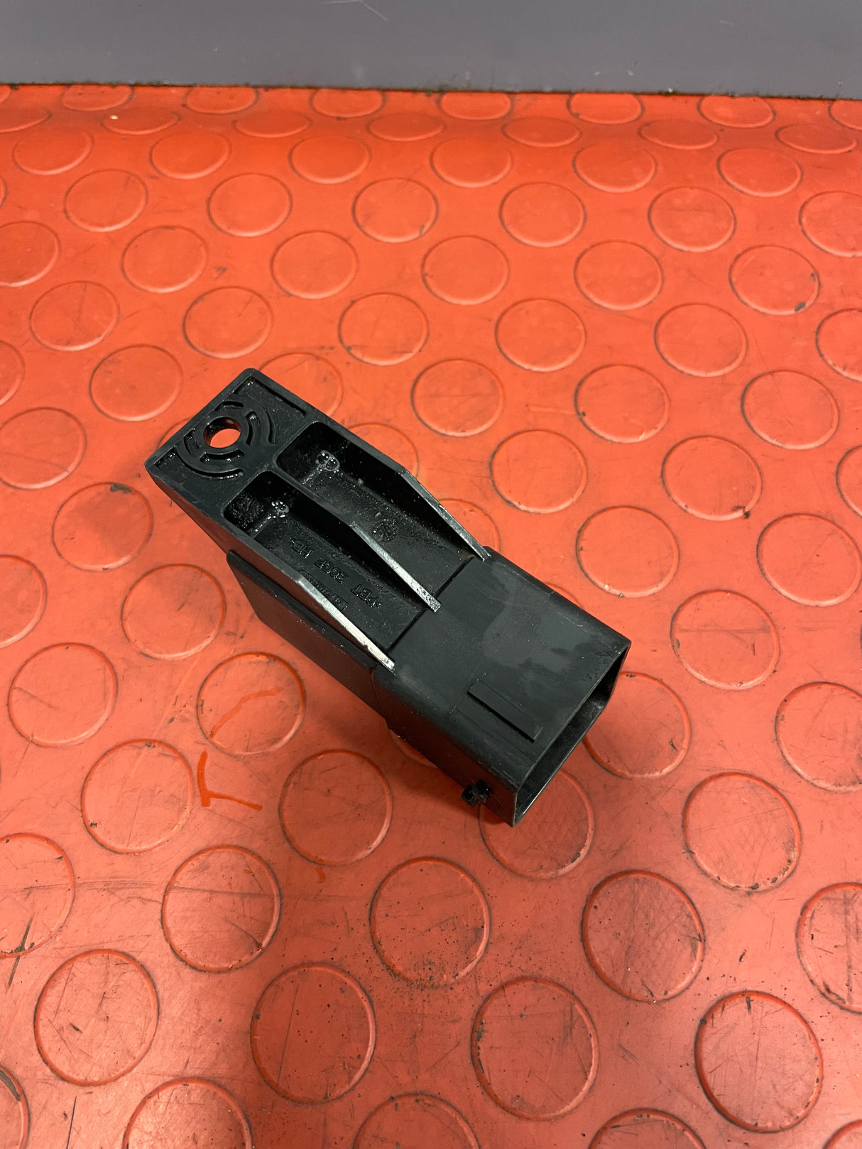 Citroen Berlingo/Peugeot Partner GLOW PLUG RELAY (8Pin) 2011-2018 P/N 9802424080