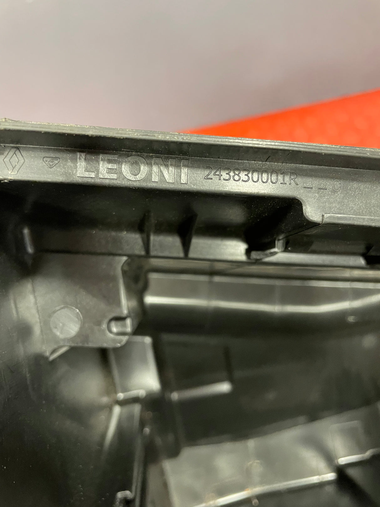 Renault Master/Vauxhall Movano/Nissan NV400 FUSE BOX HOUSING 2008-2016 P/N 243830001R