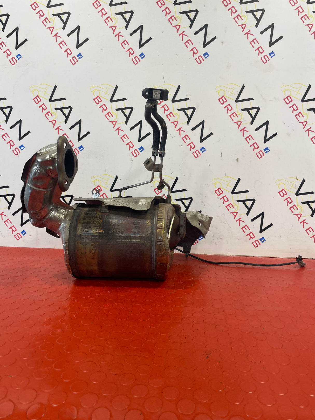 Renault Trafic/ Vauxhall Vivaro 1.6 CATALYTIC CONVERTER DPF 2014-2017 P/N 1057582X