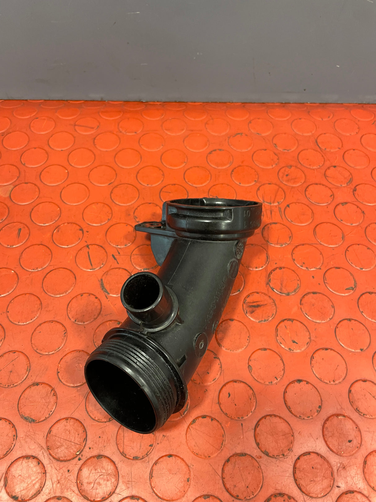 Citroen Berlingo/Peugeot Partner AIR INTAKE PIPE 1.6 2016-2018 P/N 9810921180