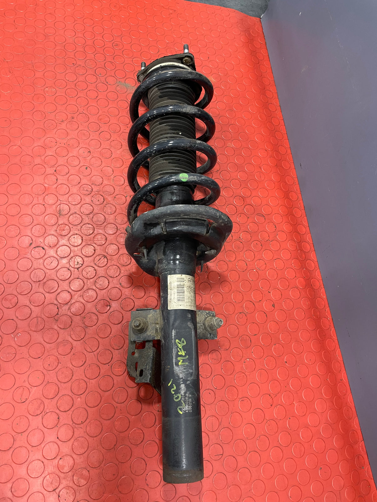 Ford Transit Mk8 COMPLETE STRUT/FRONT SHOCK ABSORBER 2016-2023 (Fits Both Sides) 2013-2016 P/N FK3118045GB