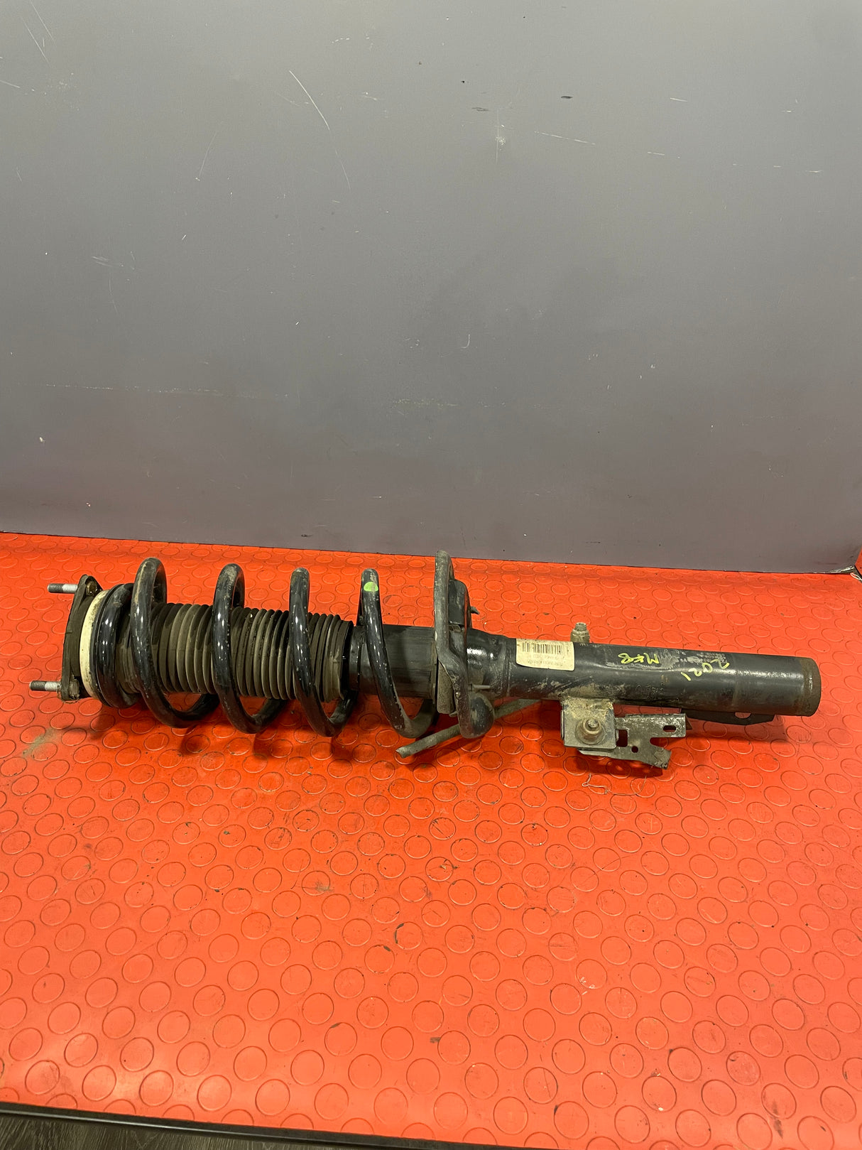 Ford Transit Mk8 COMPLETE STRUT/FRONT SHOCK ABSORBER 2016-2023 (Fits Both Sides) 2013-2016 P/N FK3118045GB