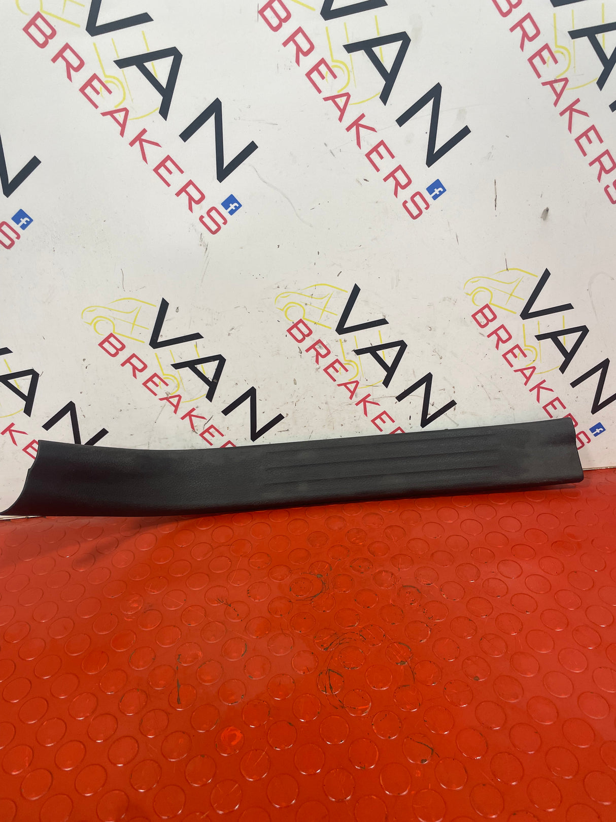 Nissan Navara P/S REAR DOOR KICK PLATE 2015-2024 P/N 769B74KJ1A