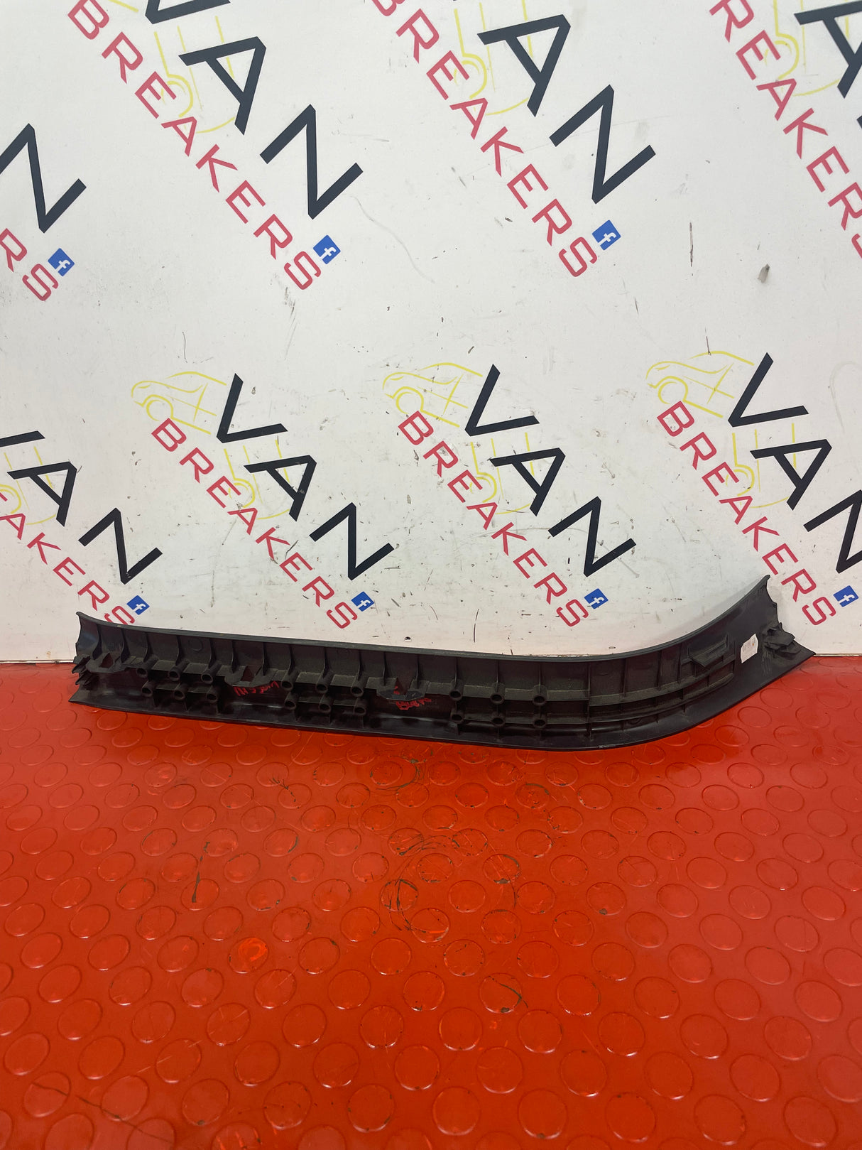 Nissan Navara P/S REAR DOOR KICK PLATE 2015-2024 P/N 769B74KJ1A