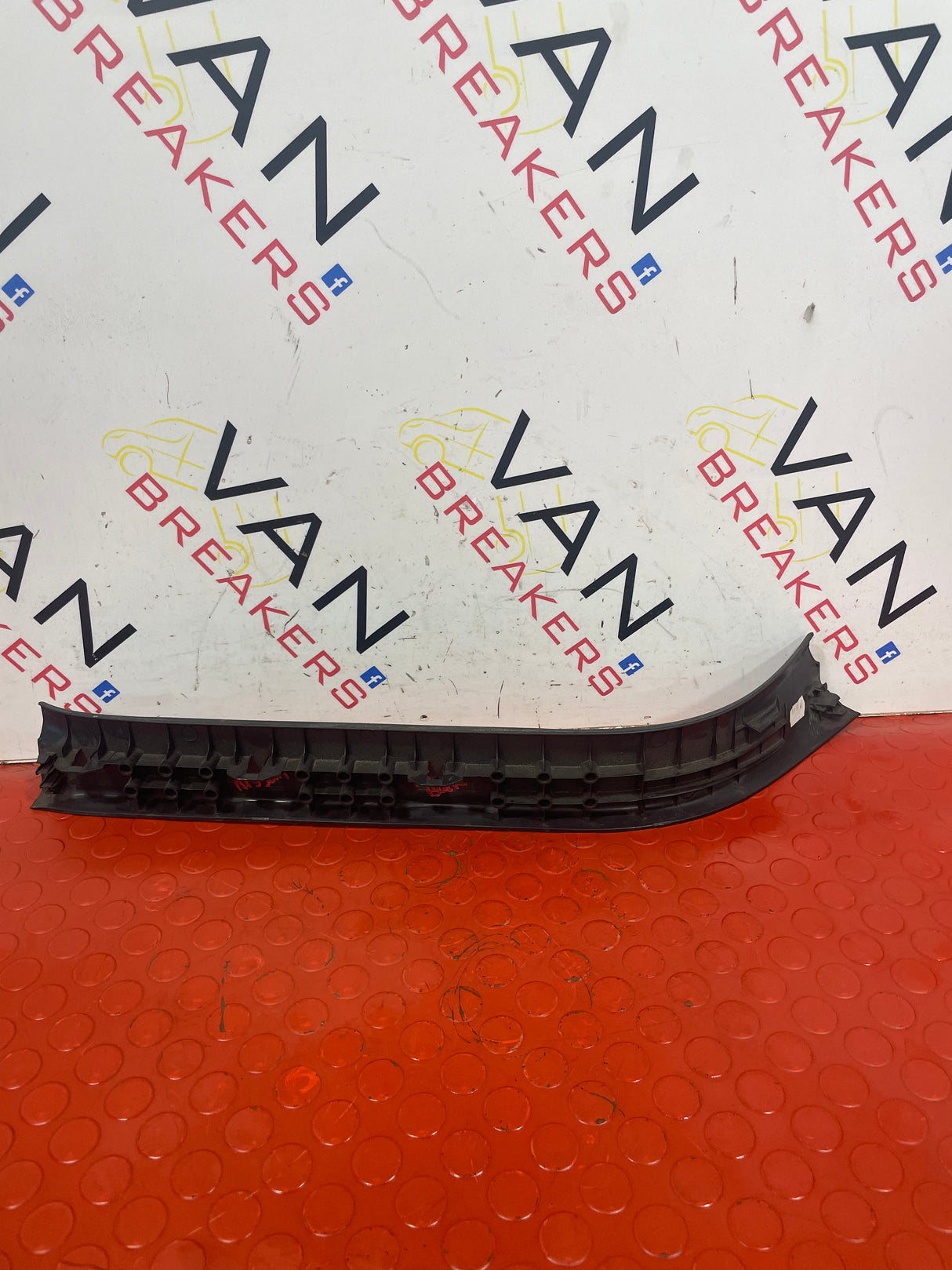 Nissan Navara P/S REAR DOOR KICK PLATE 2015-2024 P/N 769B74KJ1A