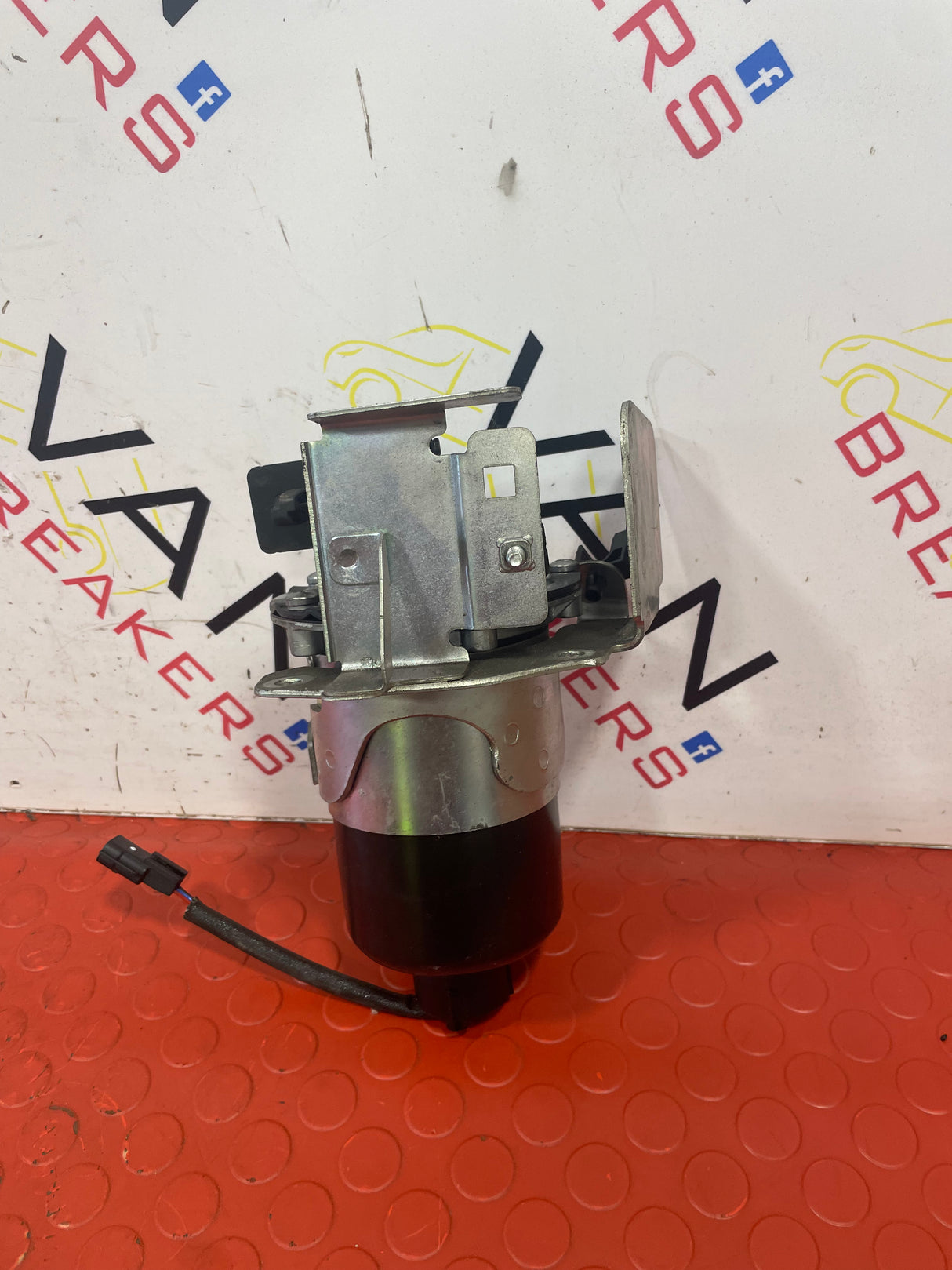 Nissan Navara 2.3 FUEL FILTER HOUSING 2015-2024 P/N 70537512