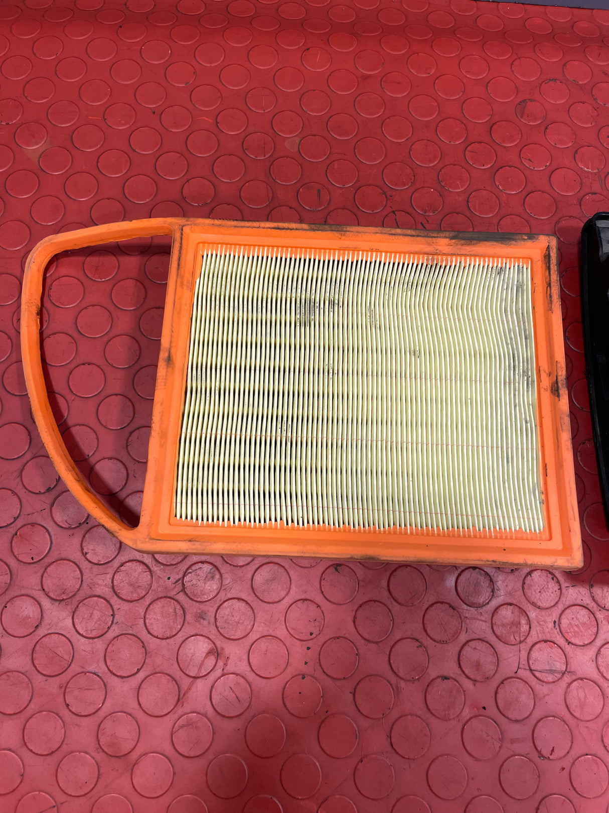 Citroen Berlingo/Peugeot Partner AIRBOX TOP COVER With AIR FILTER 1.6 HDi 2016 P/N 9673061080
