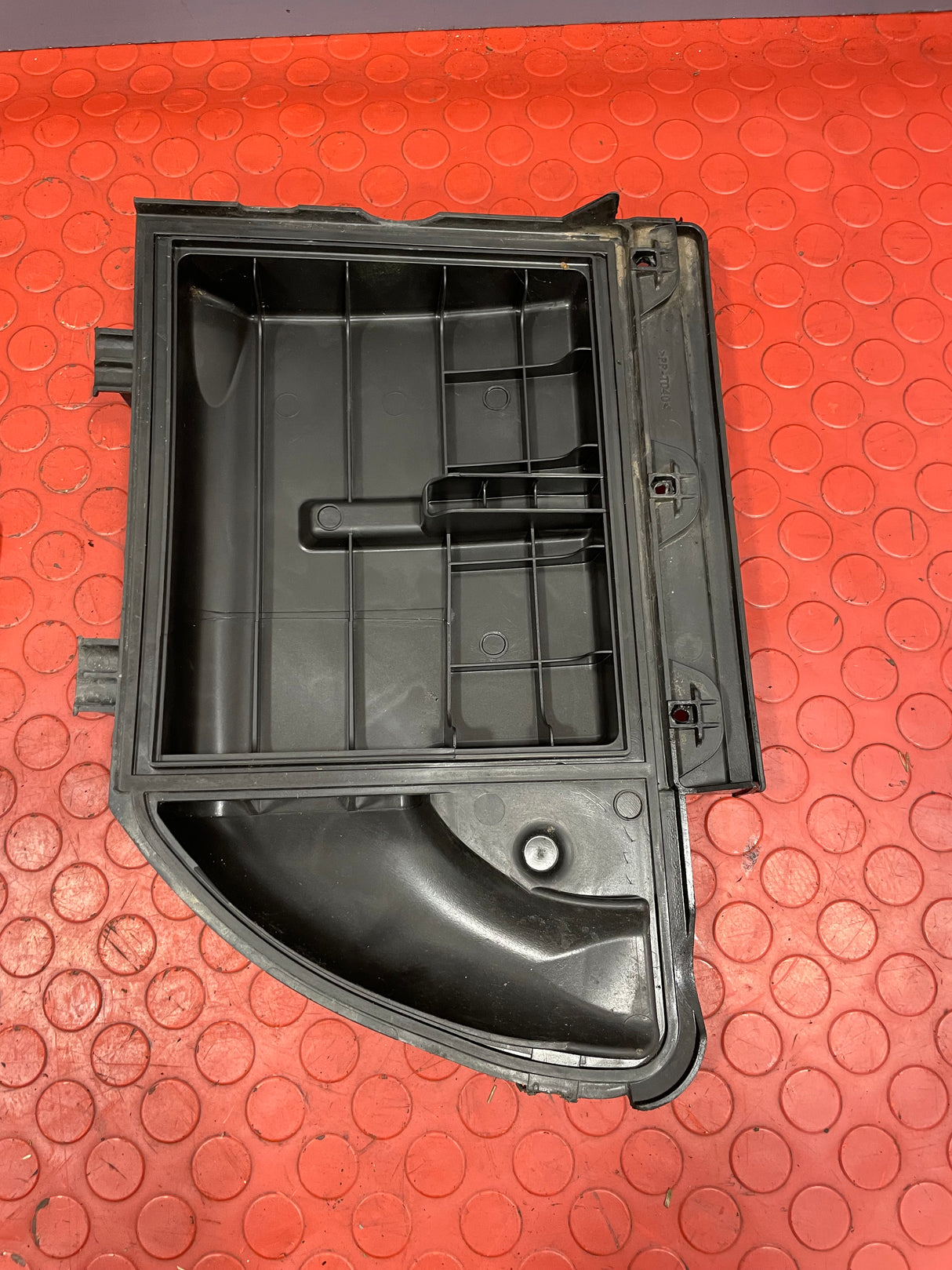 Citroen Berlingo/Peugeot Partner AIRBOX TOP COVER With AIR FILTER 1.6 HDi 2016 P/N 9673061080