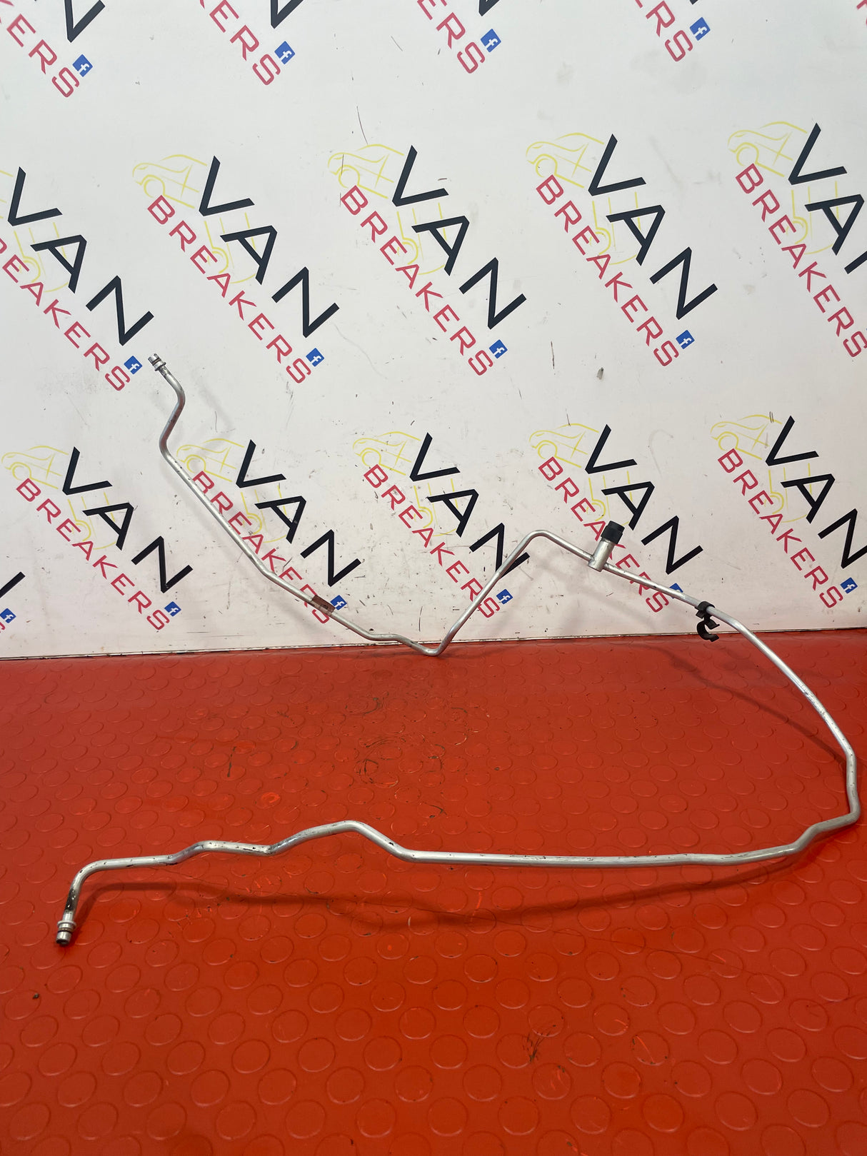 Nissan Navara 2.3 AIR CONDITIONING PIPES 2015-2024 P/N 924405JU0B