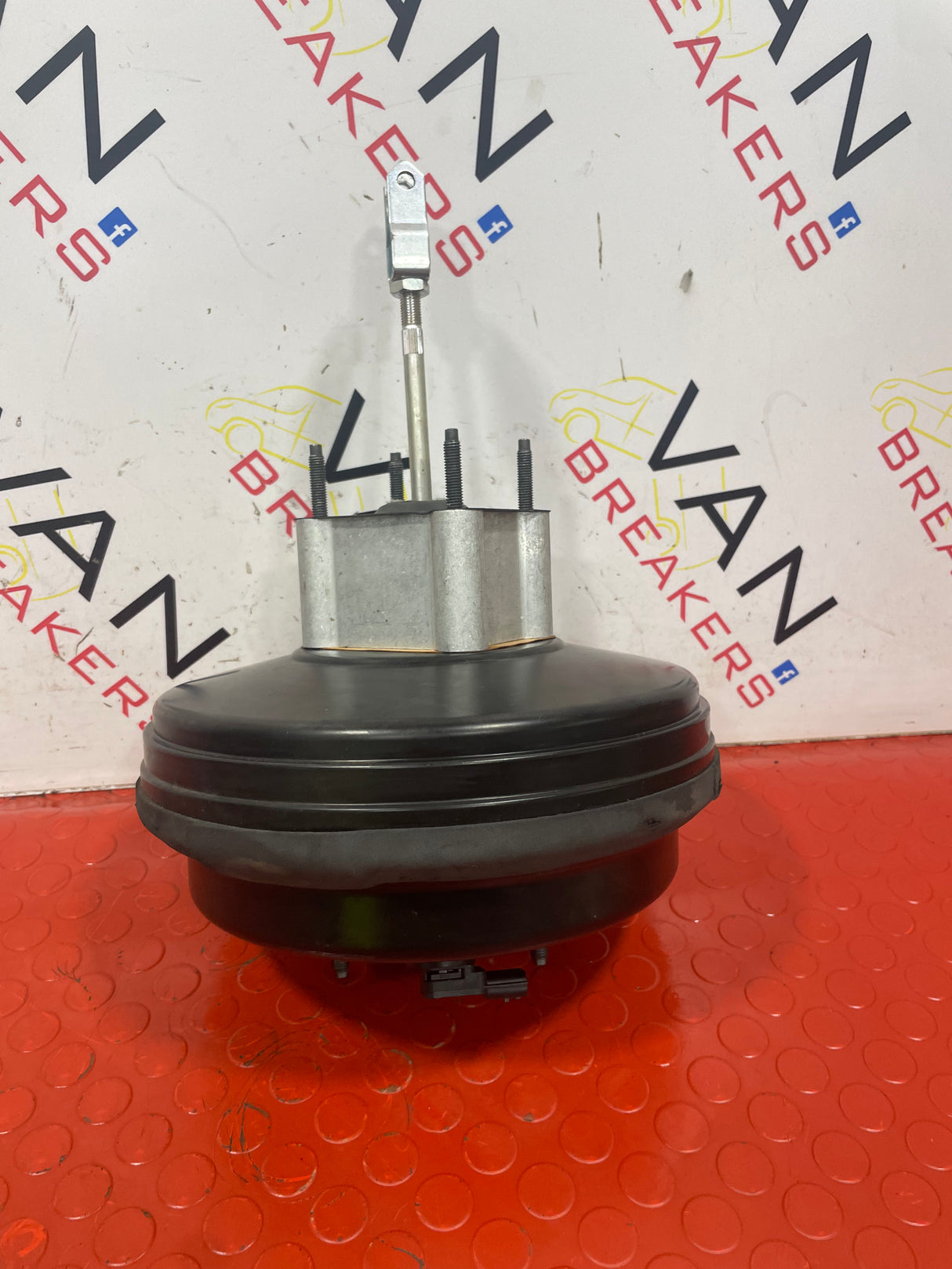 Nissan Navara D23 BRAKE SERVO 2015-2024 P/N 460075XF2A