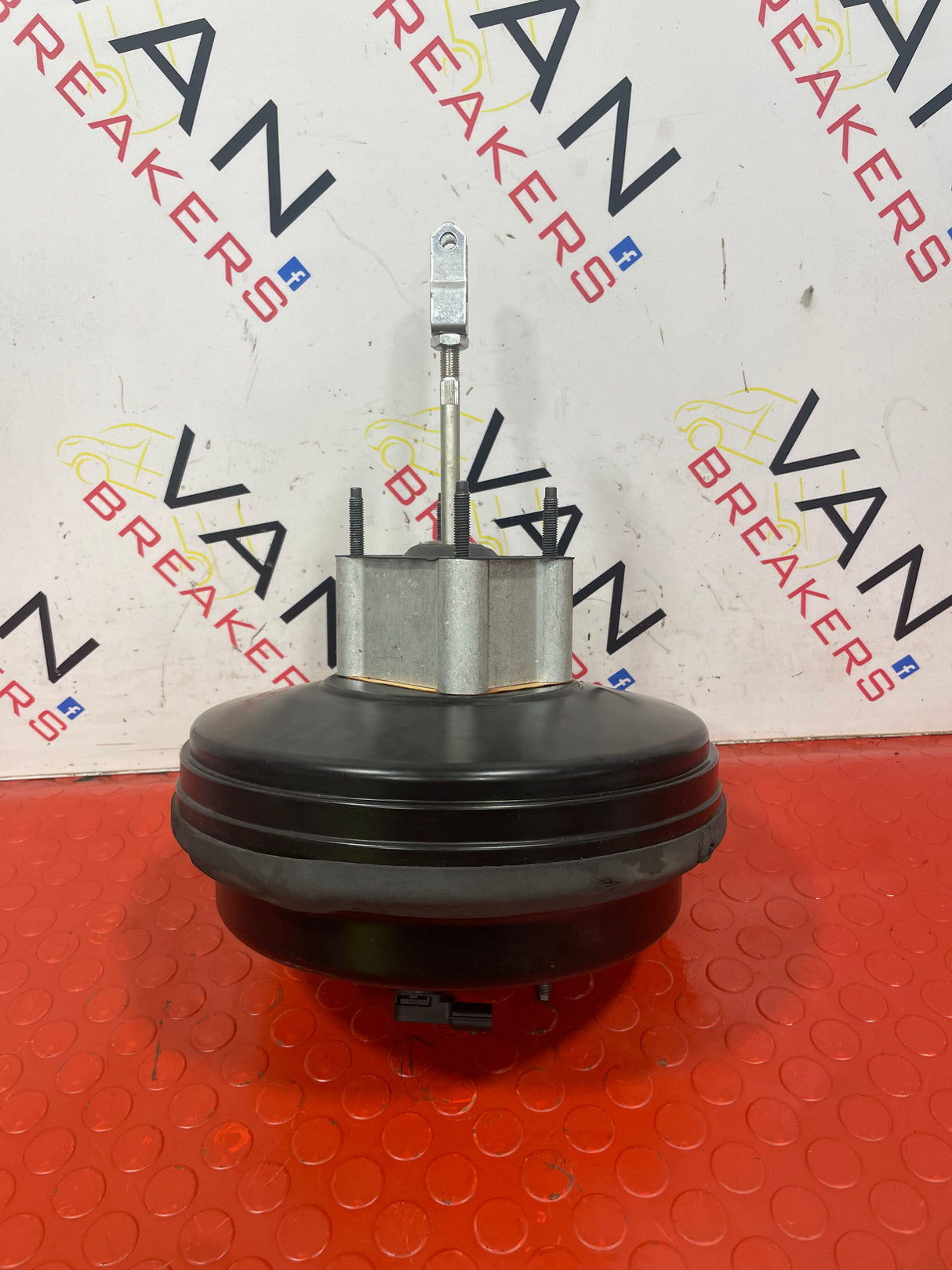 Nissan Navara D23 BRAKE SERVO 2015-2024 P/N 460075XF2A