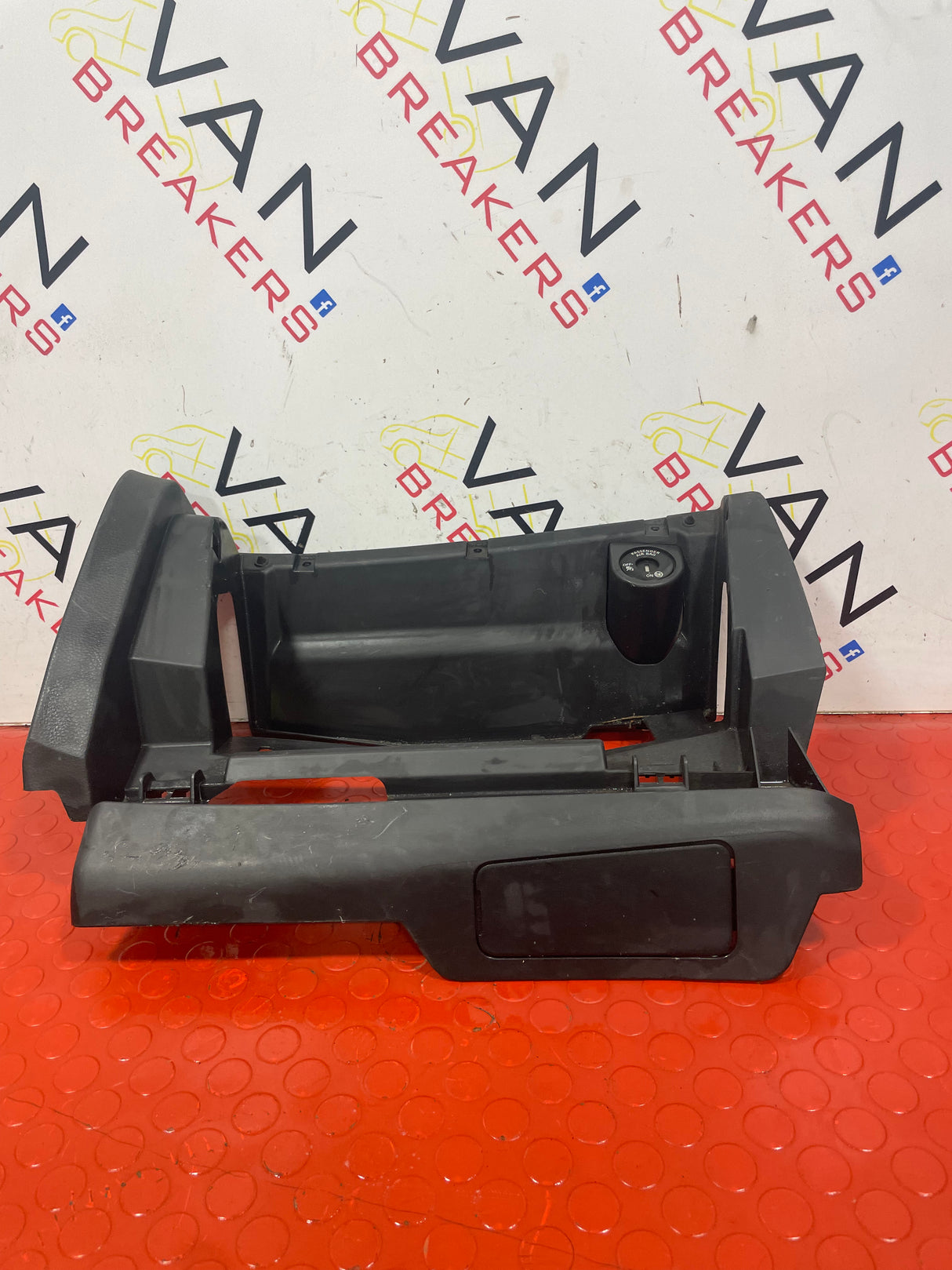 Nissan Navara GLOVE BOX HOUSING 2015-2024 P/N 681024KJ0A