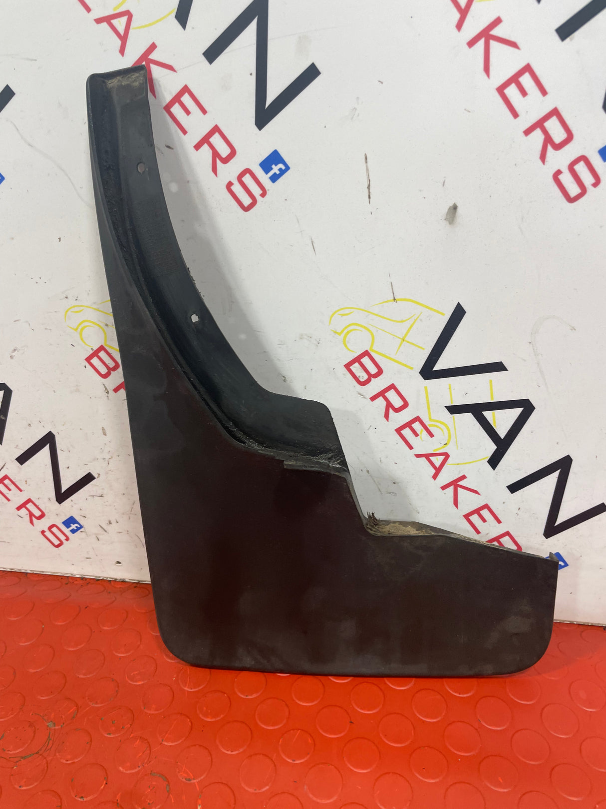 Nissan Navara P/S FRONT MUDFLAP 2015-2024 P/N 638514JB0A