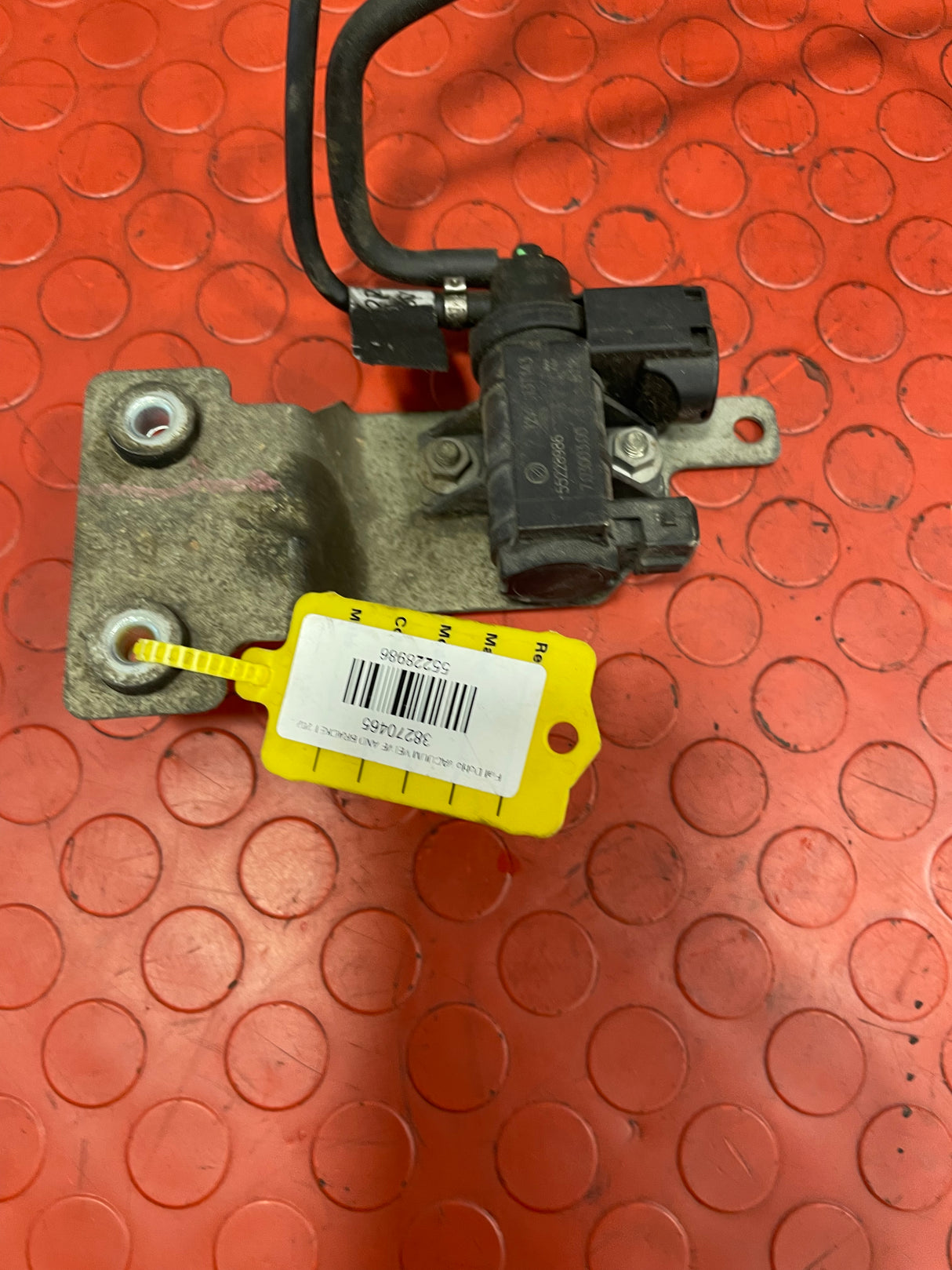 Fiat Doblo/Peugeot Bipper TURBO PRESSURE SOLENOID AND BRACKET 2013 P/N 55228986
