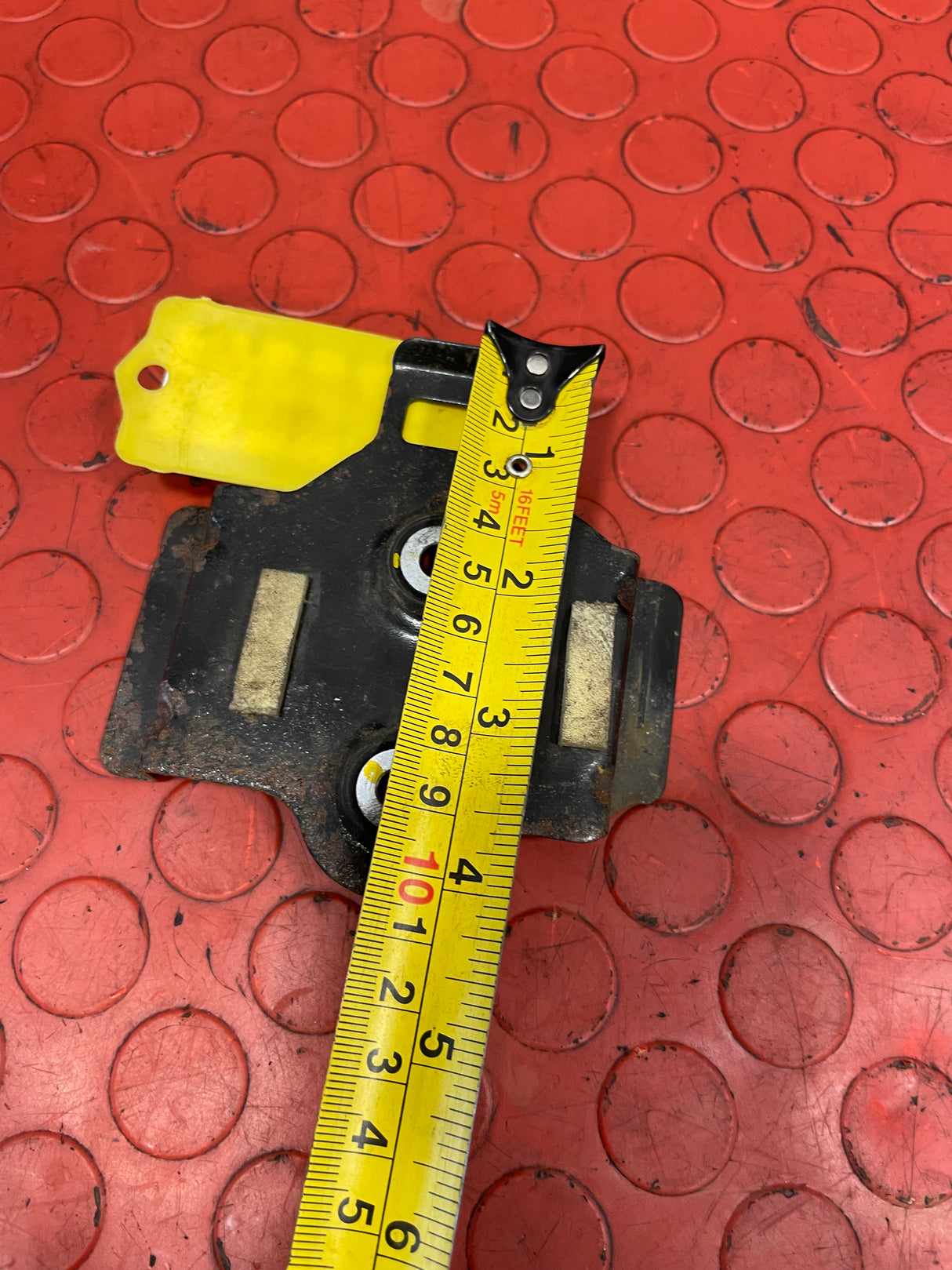Citroen Berlingo/Peugeot Partner/Vauxhall Combo FIXING CLAMP / BATTERY CLAMP P/N 9801784680