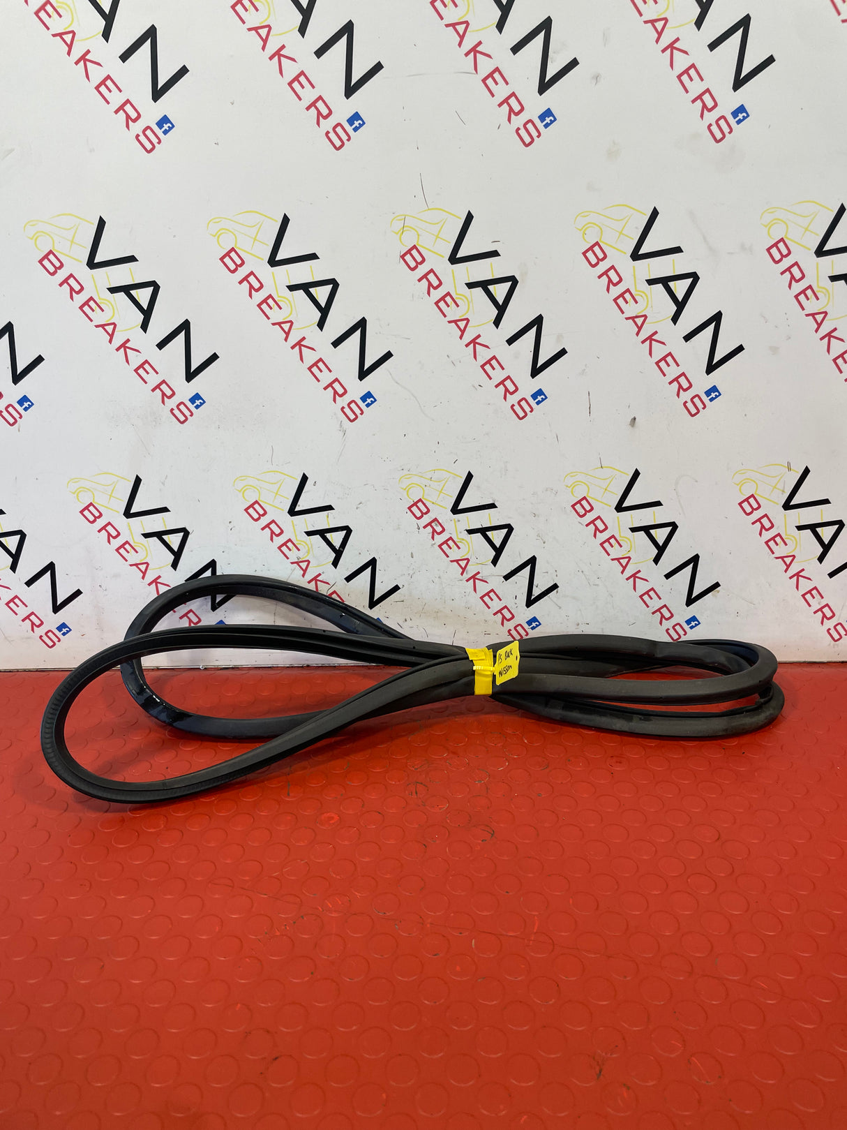 Nissan Navara P/S REAR DOOR RUBBER SEALS P/N 769244JG0A