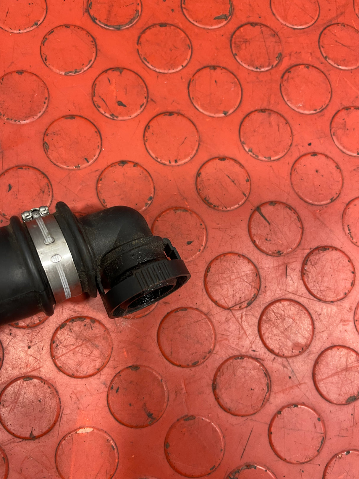 Ford Transit Custom CRANKCASE VENTILATION HOSE 2014 P/N BK2Q6A886AC