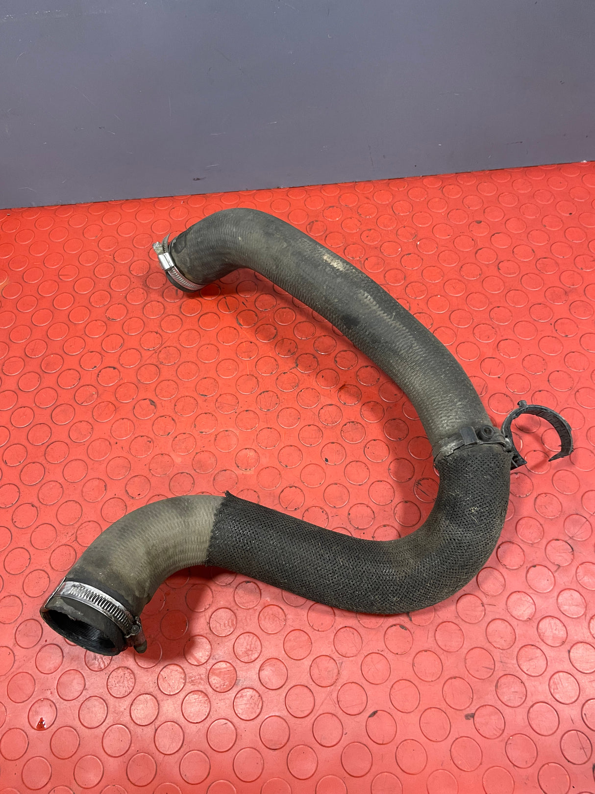 Citroen Berlingo/Peugeot Partner/Vauxhall Combo/Toyota Proace City TURBO INTERCOOLER HOSE 1.5HDi 2019-2023 P/N 9820100780