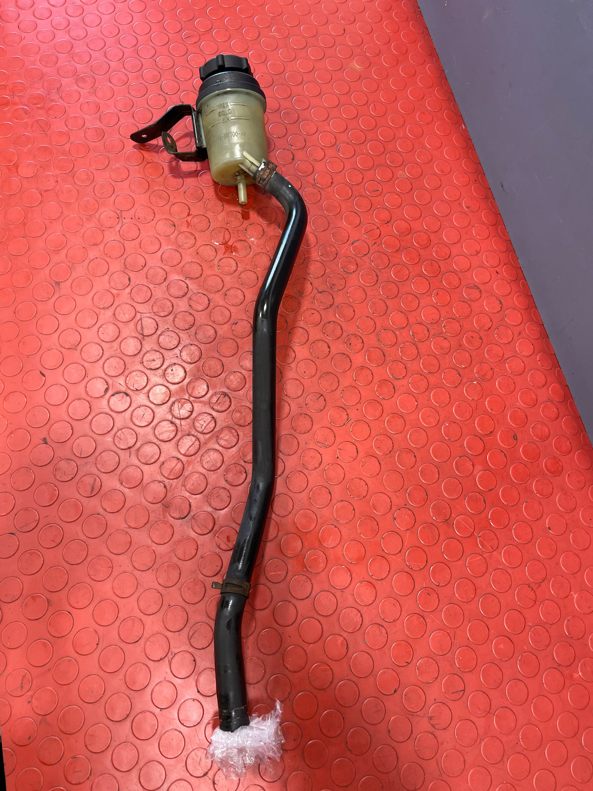 Ford Transit Custom POWER STEERING RESERVOIR BOTTLE AND HOSE 2.2 2013-2016 P/N BK213R700AB