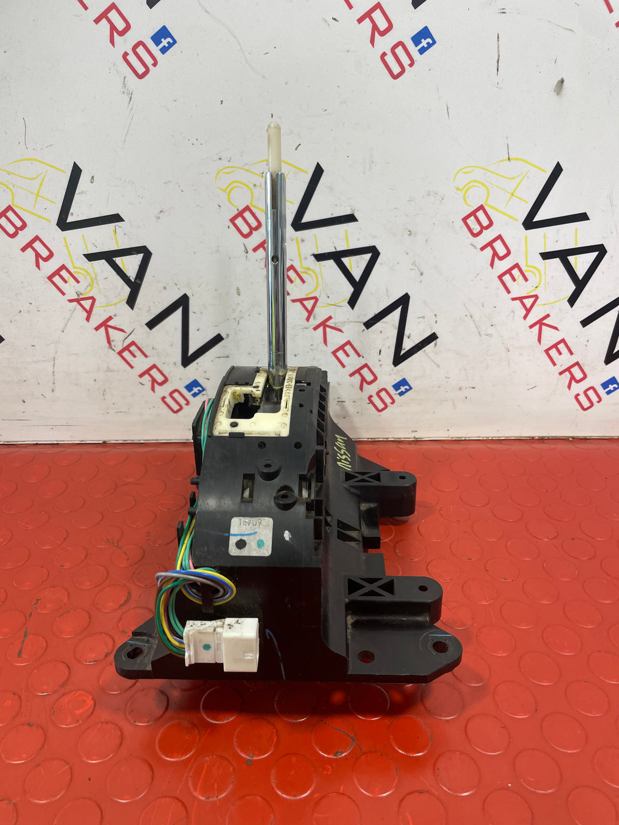 Nissan Navara D23 2.3 AUTOMATIC GEAR SELECTOR (NO GEAR KNOB) 2016-2023 P/N 349014JZ0D