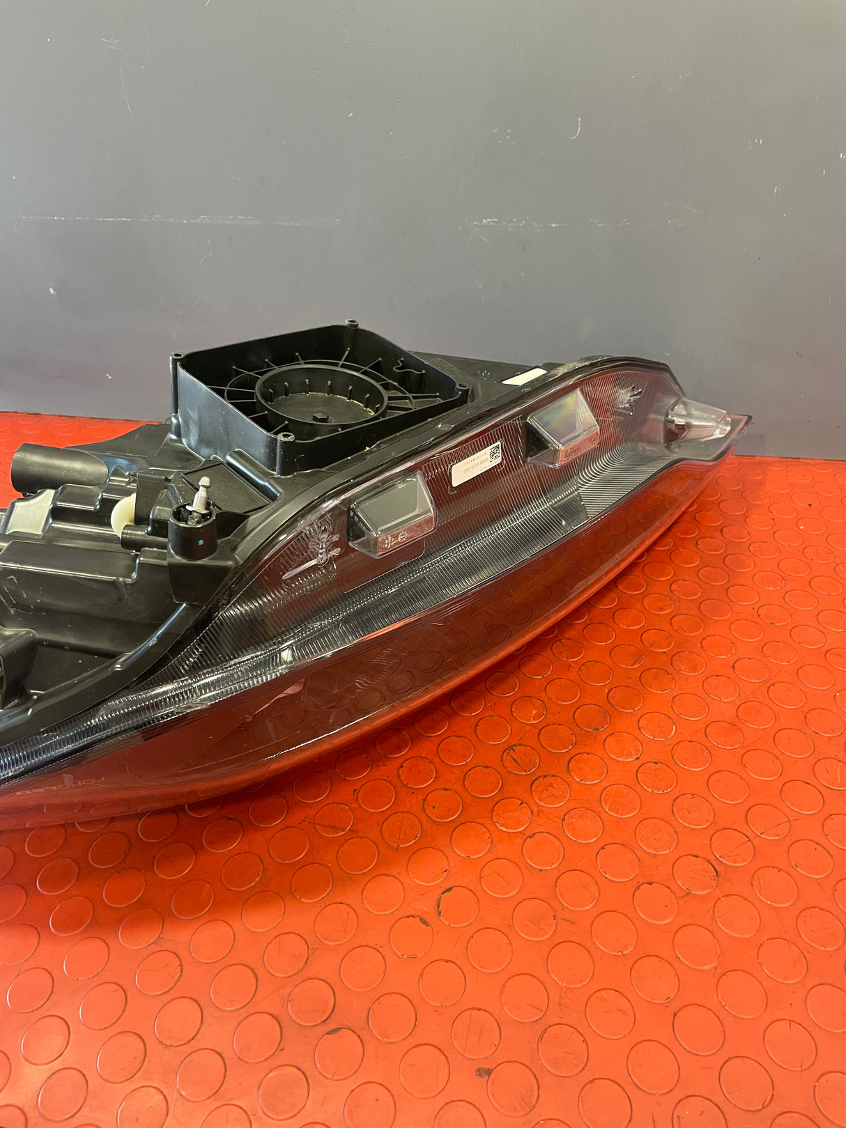 Ford Transit Custom PASSENGER's SIDE LED HEADLIGHT LH 2024 P/N PZ3113E015DB