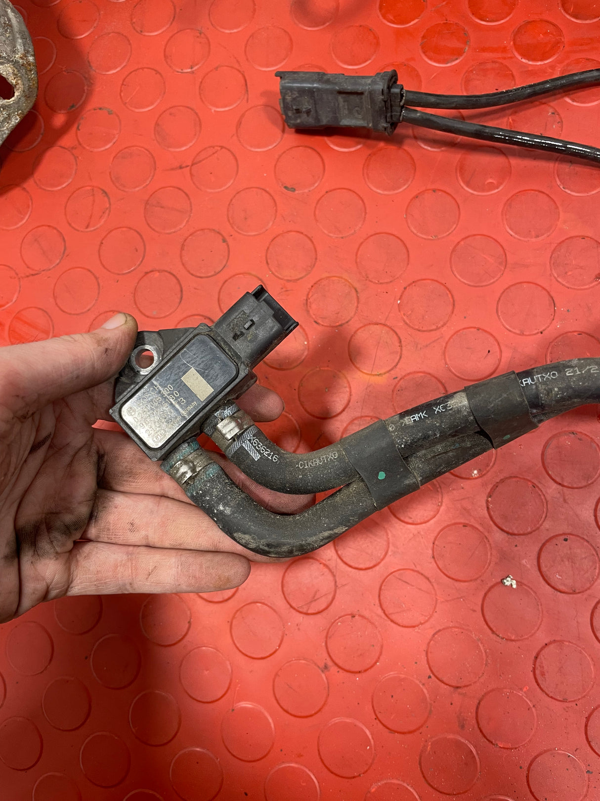 Citroen Berlingo Peugeot Partner Toyota Proace Vauxhall Combo DE POLLUTION FILTER (DPF) WITH SENSORS AND ADBLUE INJECTOR 1.5 2018-2023 P/N 9841854880