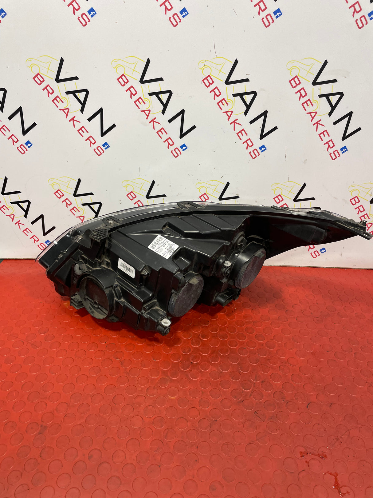 Ford Transit Custom HEADLIGHT DRIVER SIDE RH (BROKEN CLIP) 2013-2018 P/N BK2113W029AJ - 1