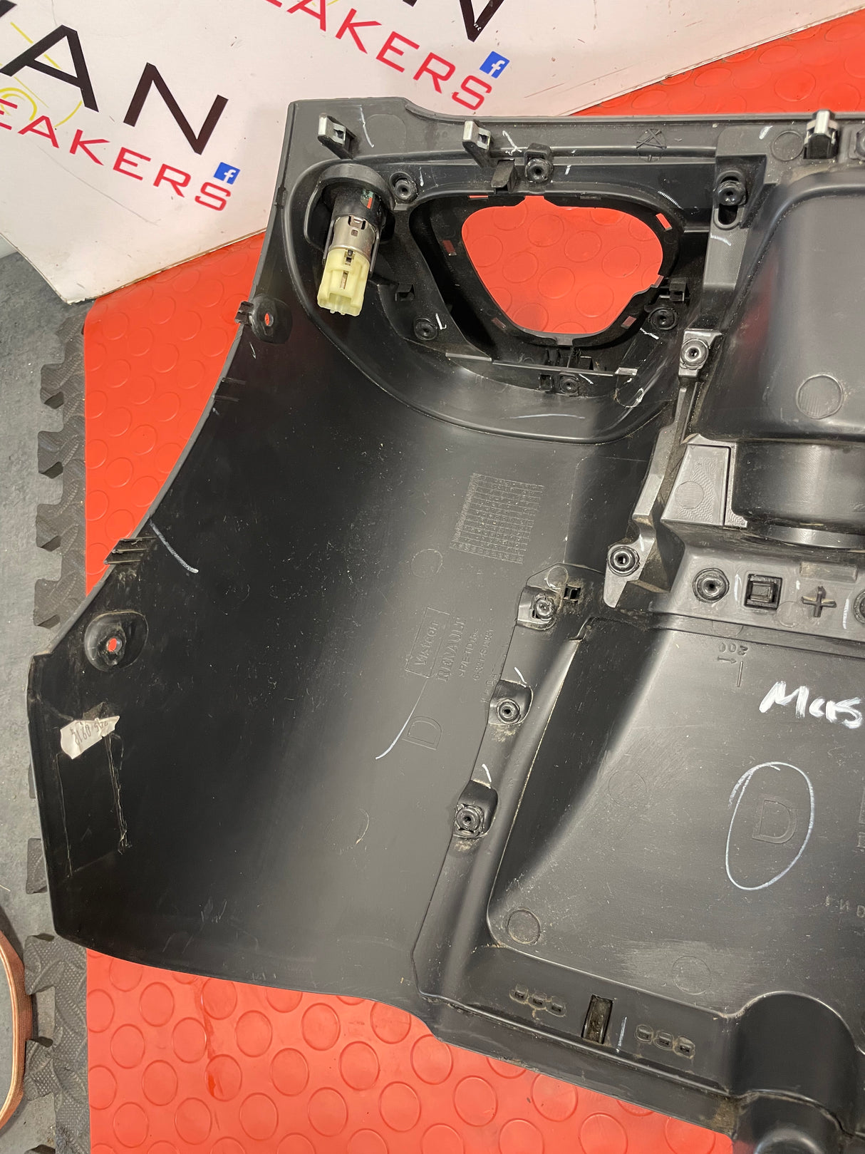 Vauxhall Movano/Renault Master Mk3 LOWER DASH CONSOLE WITH CUP HOLDERS BLACK 2010-2024 P/N 969100040R