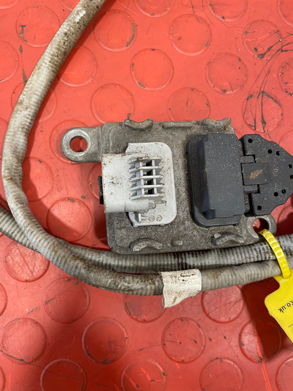 Renault Trafic NOX SENSOR P/N 227908539R