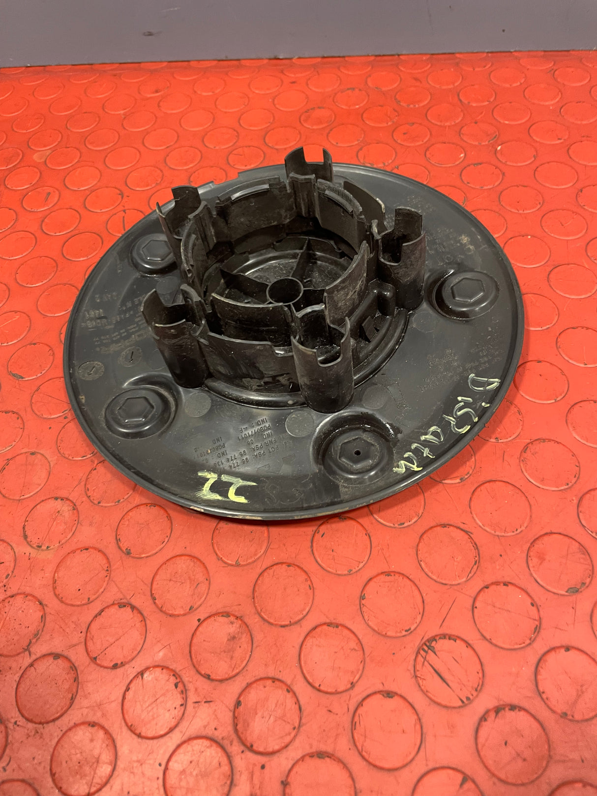Fiat Ducato WHEEL CENTER CAP COVER P/N 9847813677
